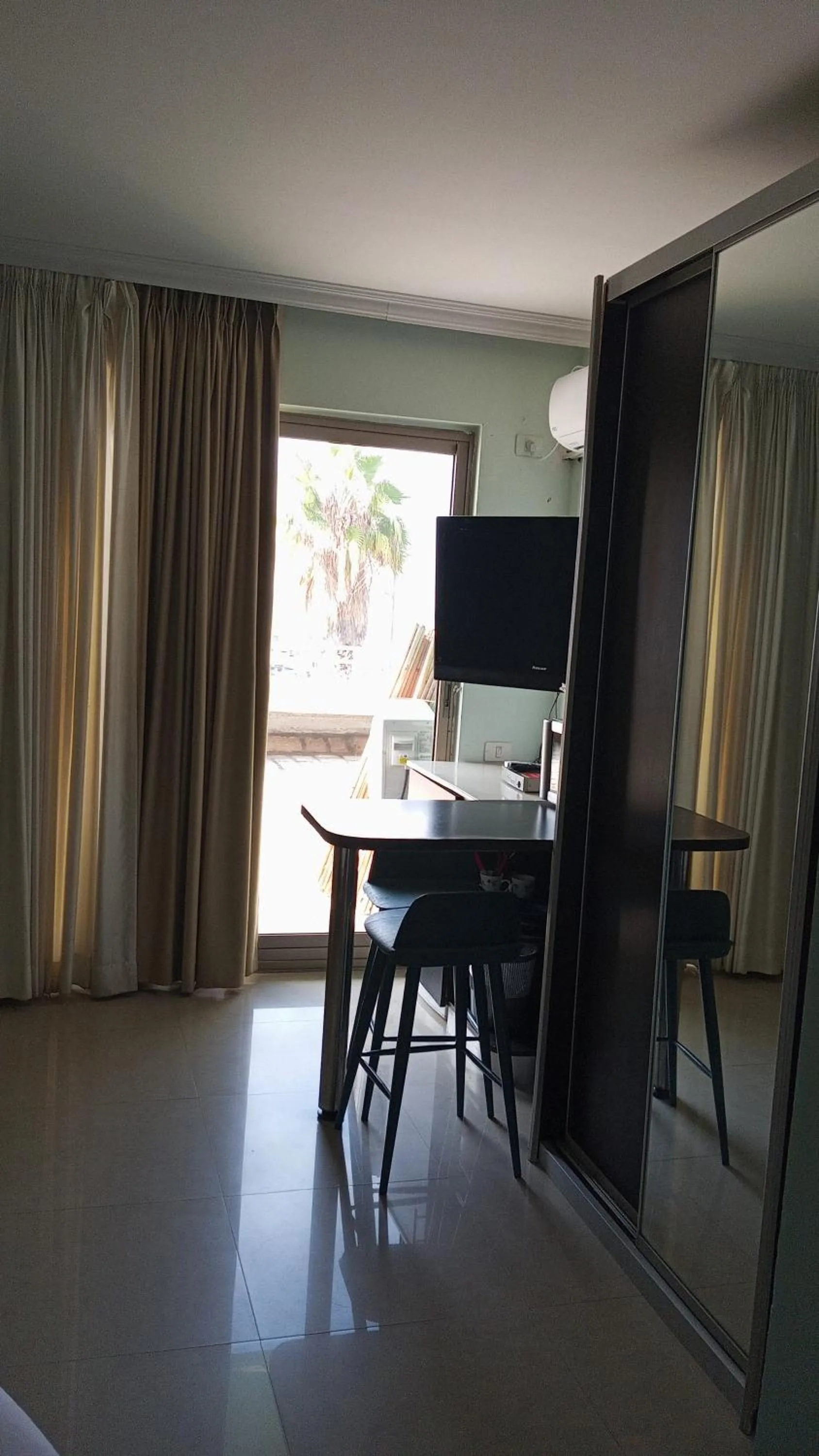 TV and multimedia in Marina Beach Hotel