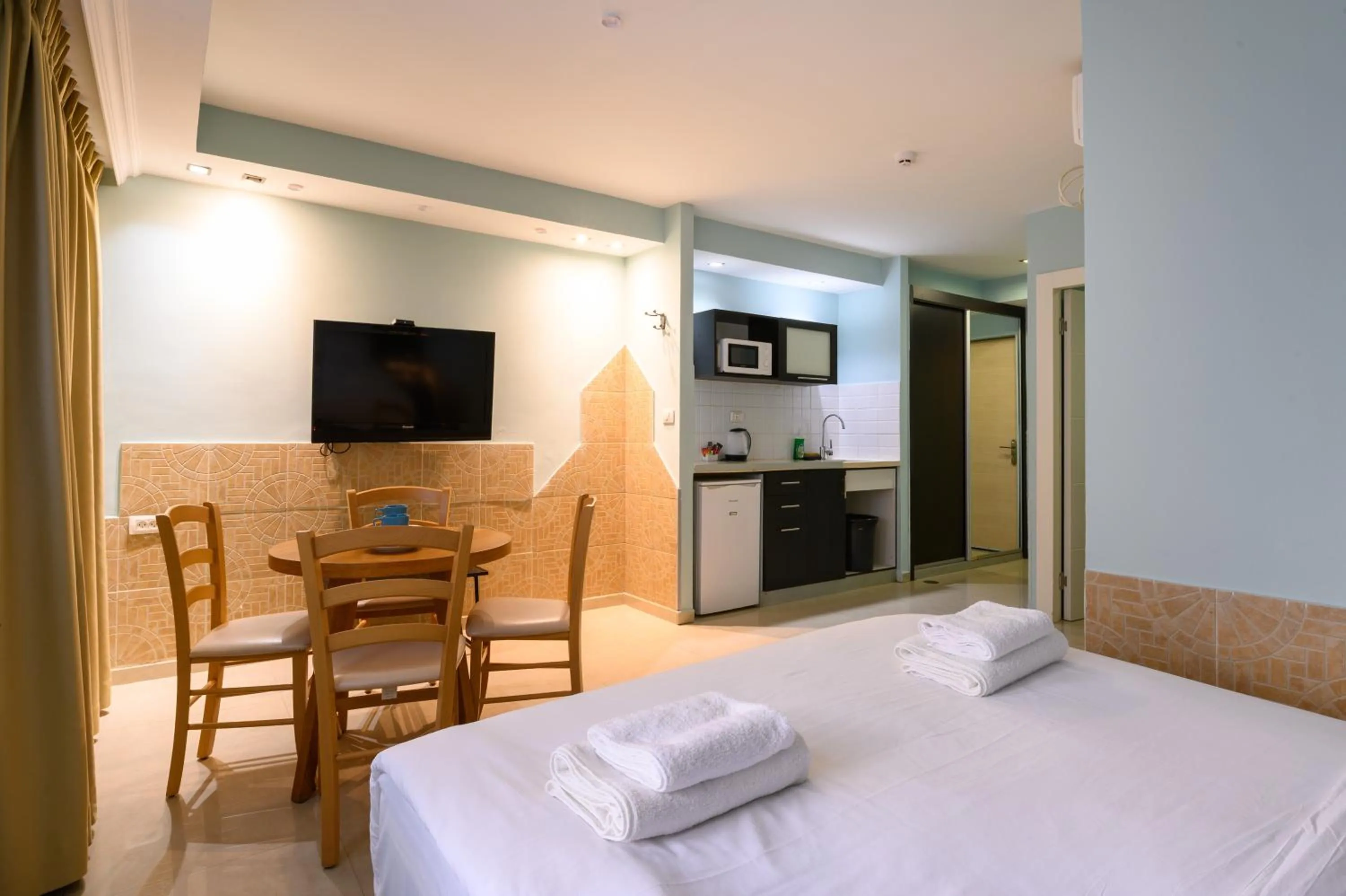 Bed in Marina Beach Hotel