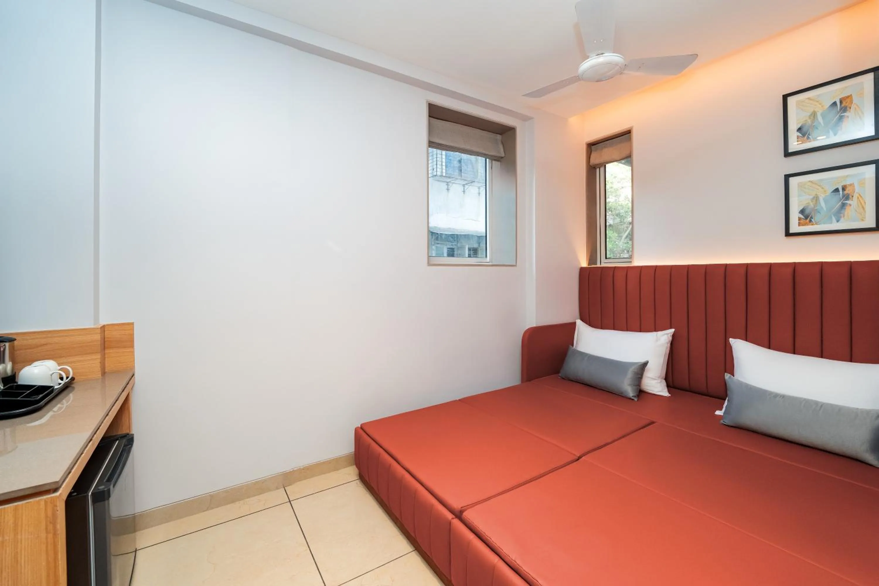 Bed in Ajanta Continental-Mumbai Airport