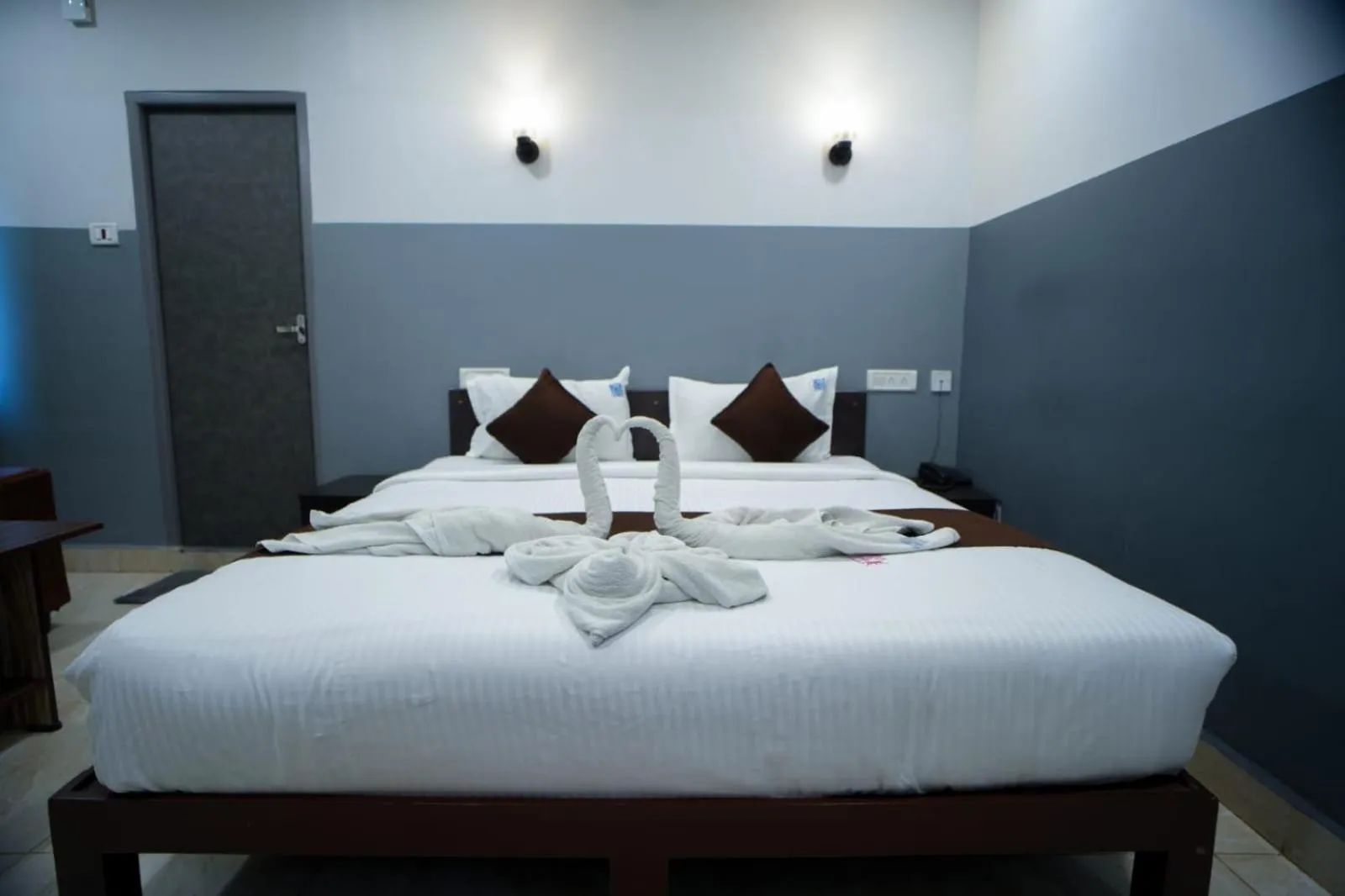 Bed in HOTEL RAAJ GRAND