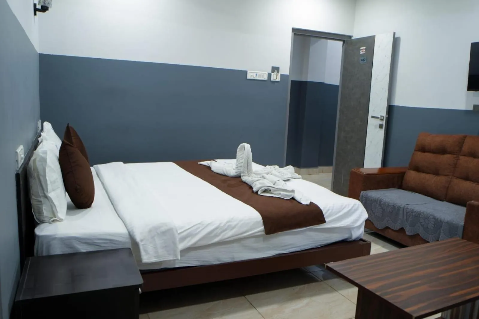 Bed in HOTEL RAAJ GRAND