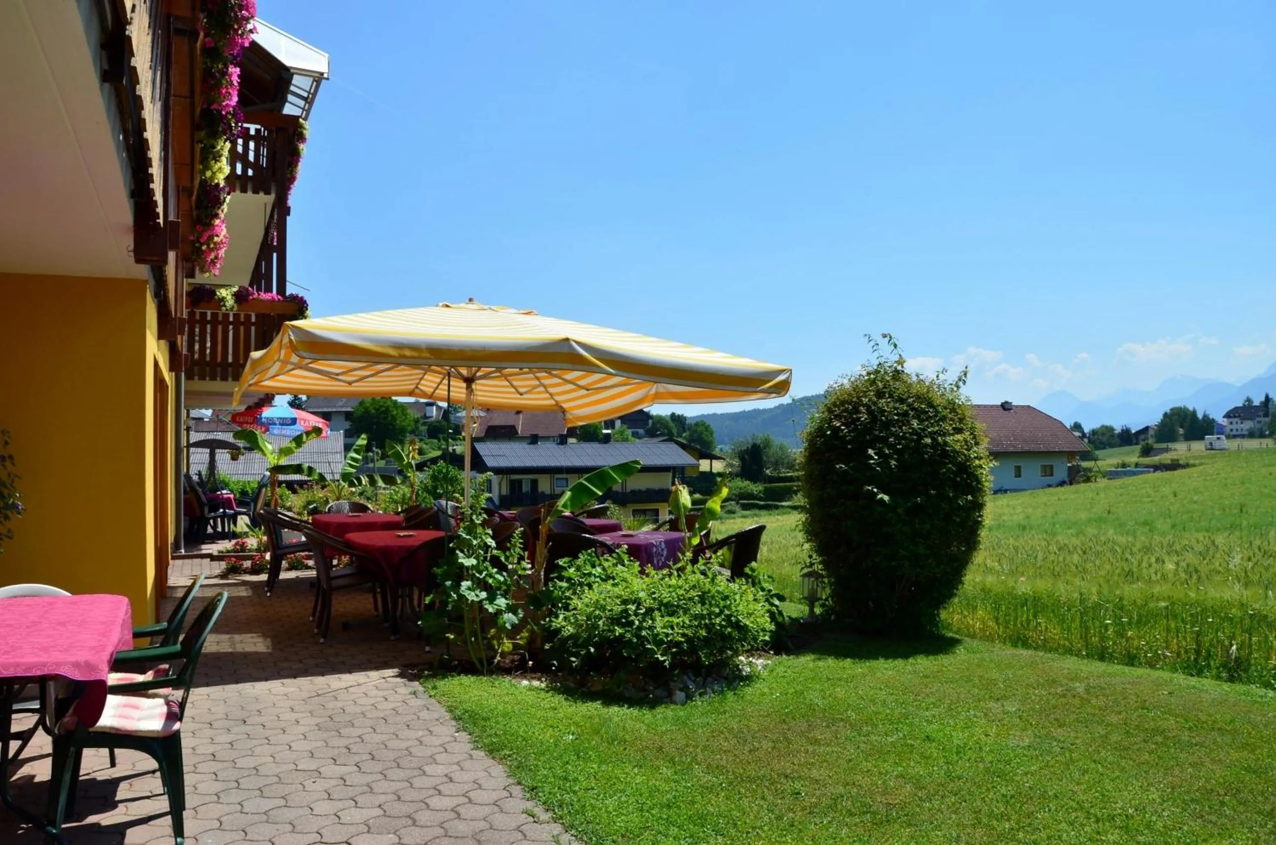 Balcony/Terrace in Gästehaus Götz