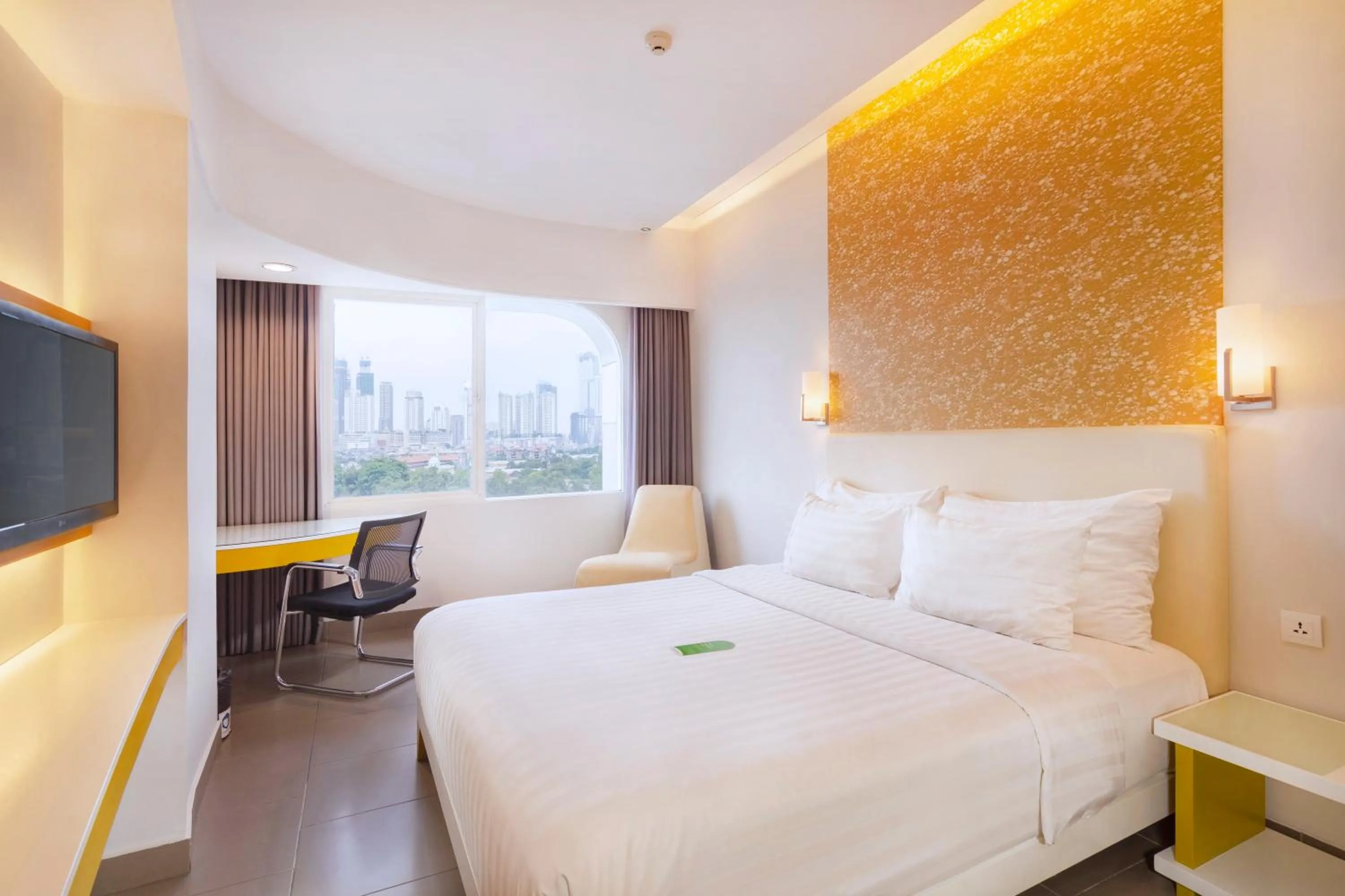 Blue Sky Hotel Petamburan