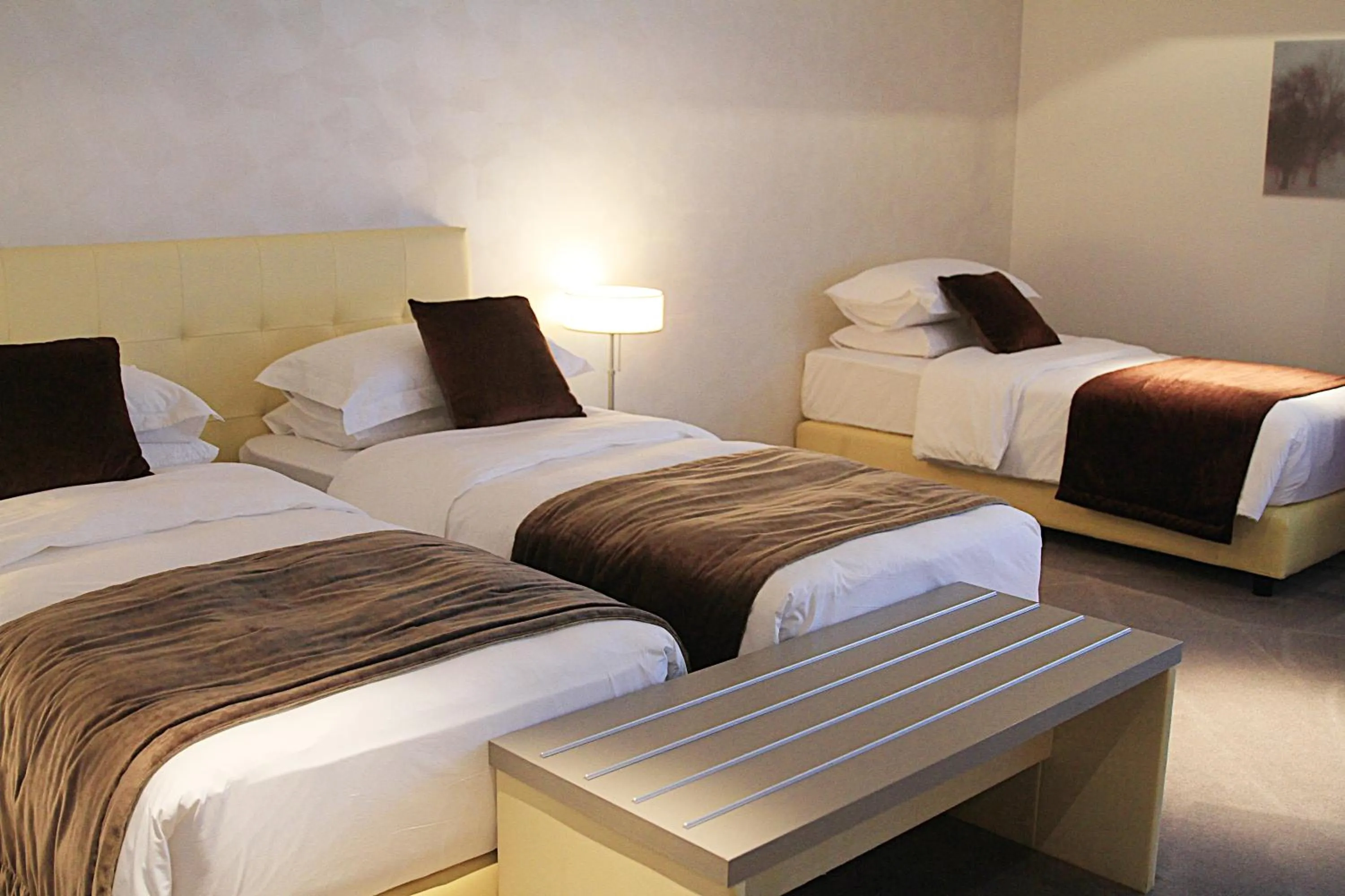 Bed in Best Western Premier Ark Hotel