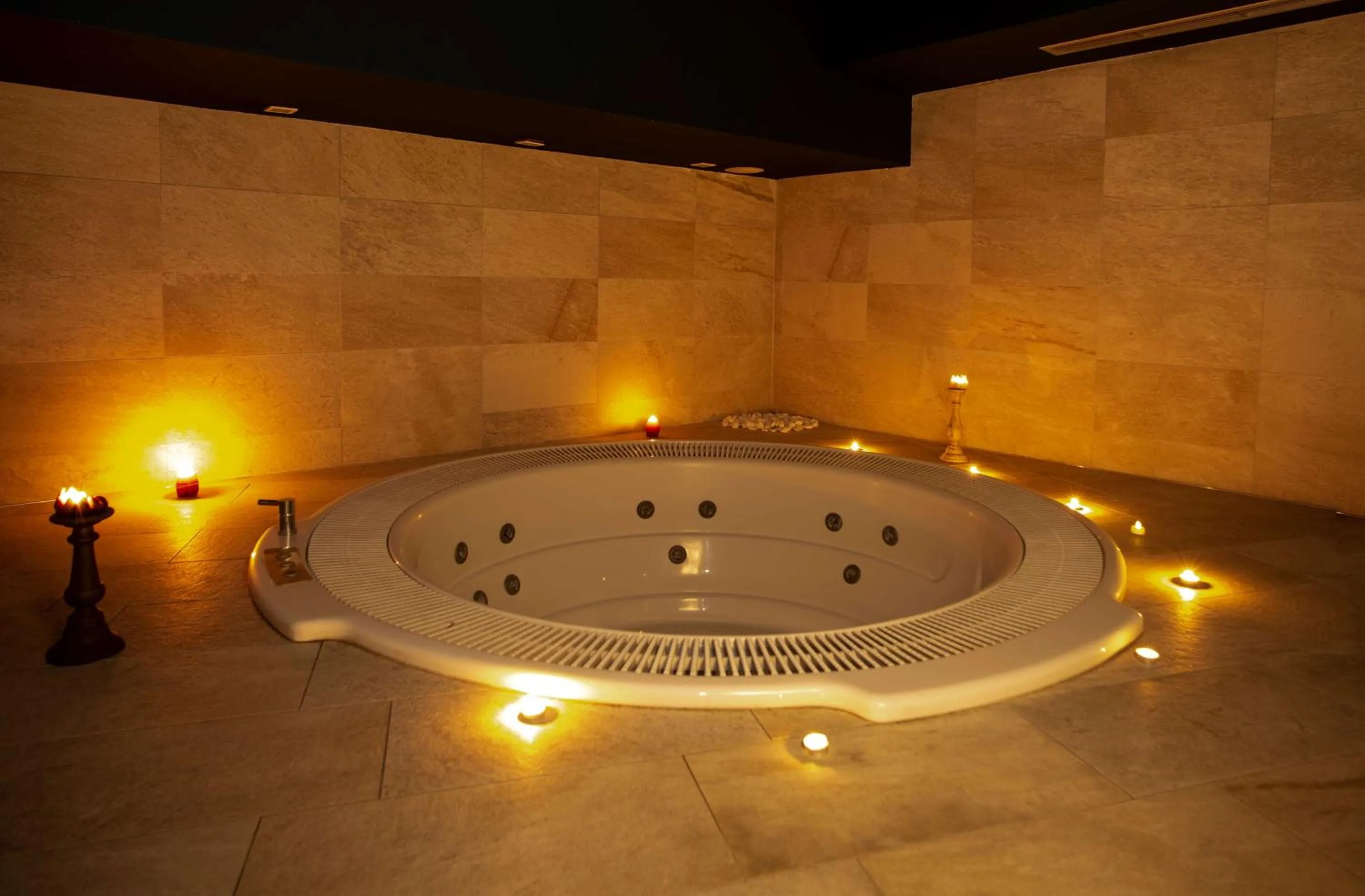 Sports in Best Western Premier Ark Hotel