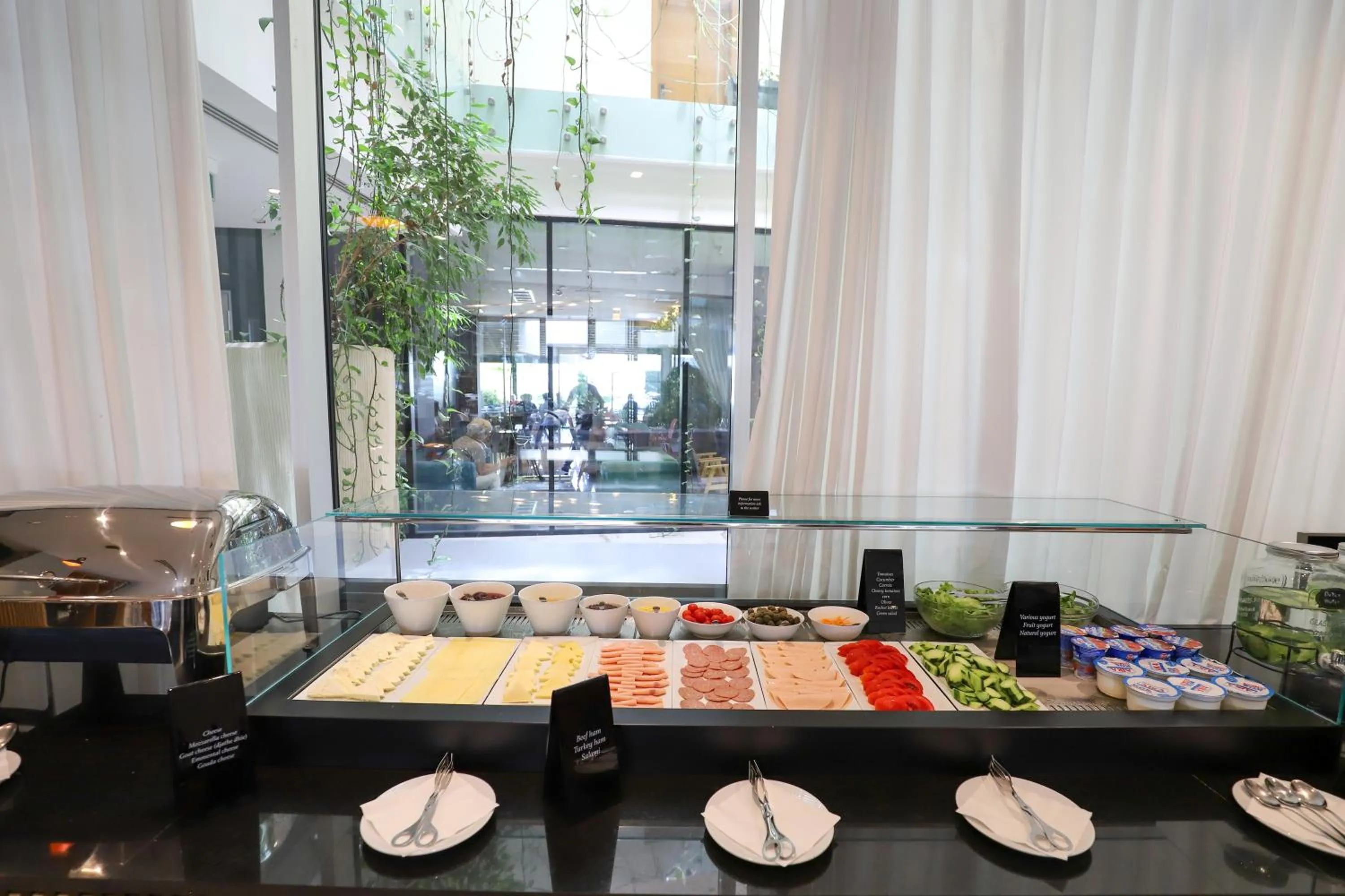 Breakfast in Best Western Premier Ark Hotel