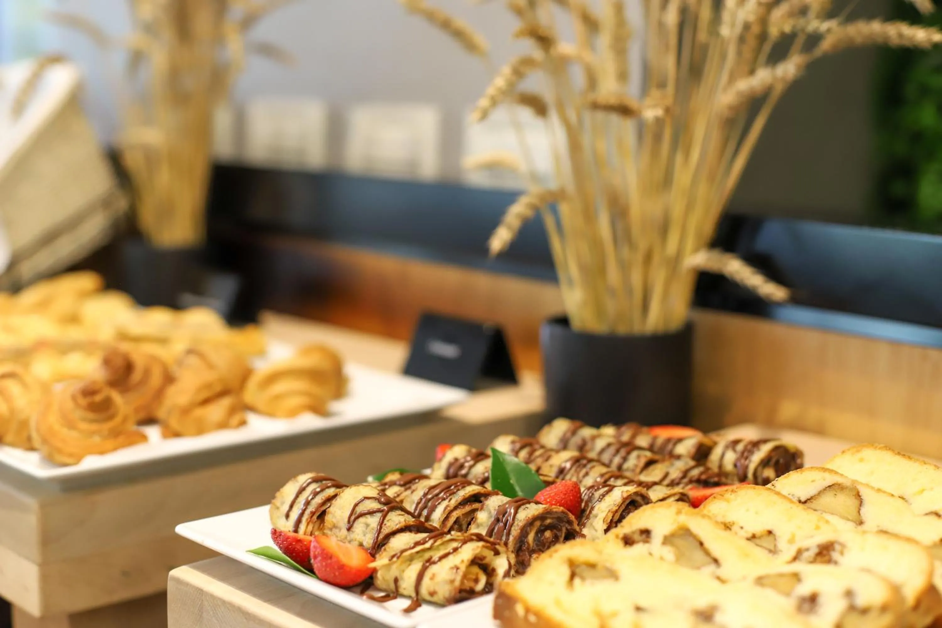 Breakfast in Best Western Premier Ark Hotel