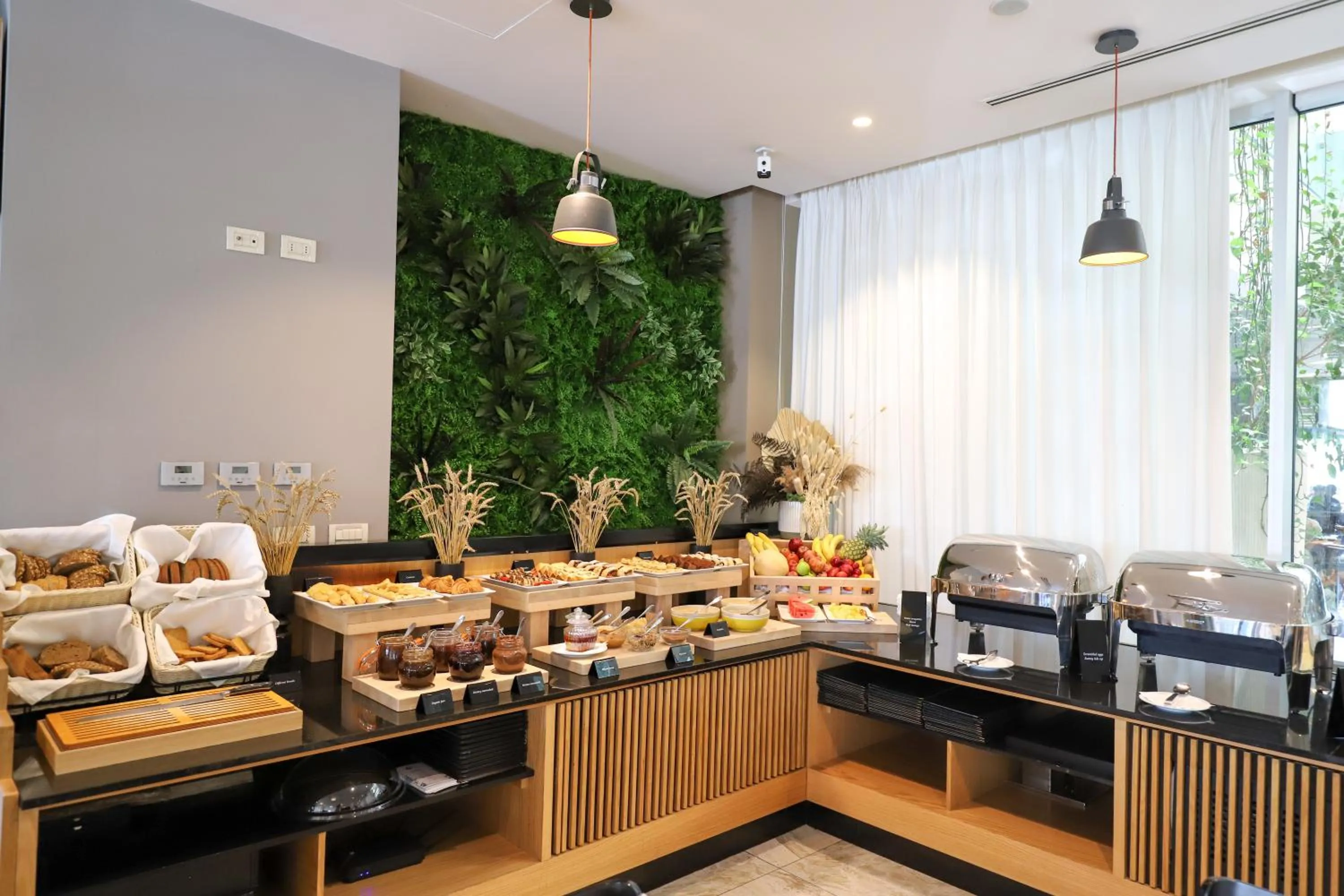 Breakfast in Best Western Premier Ark Hotel