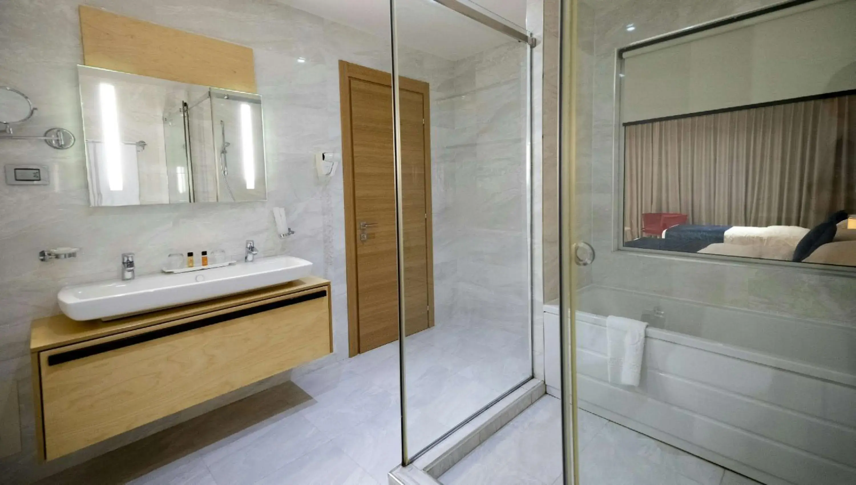 Bathroom in Best Western Premier Ark Hotel Bathroom in Best Western Premier Ark Hotel