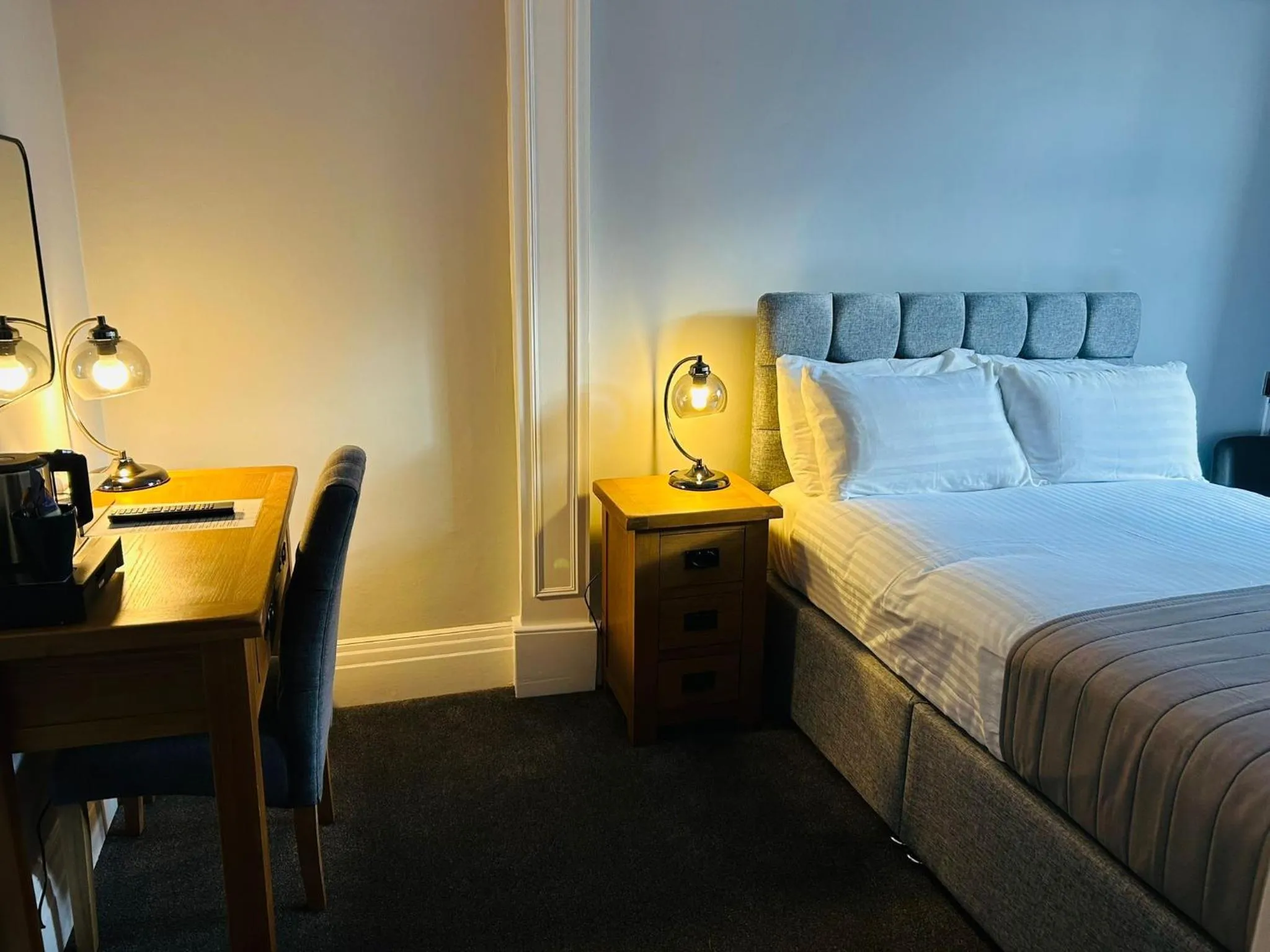 Bed in Oaklands Hotel