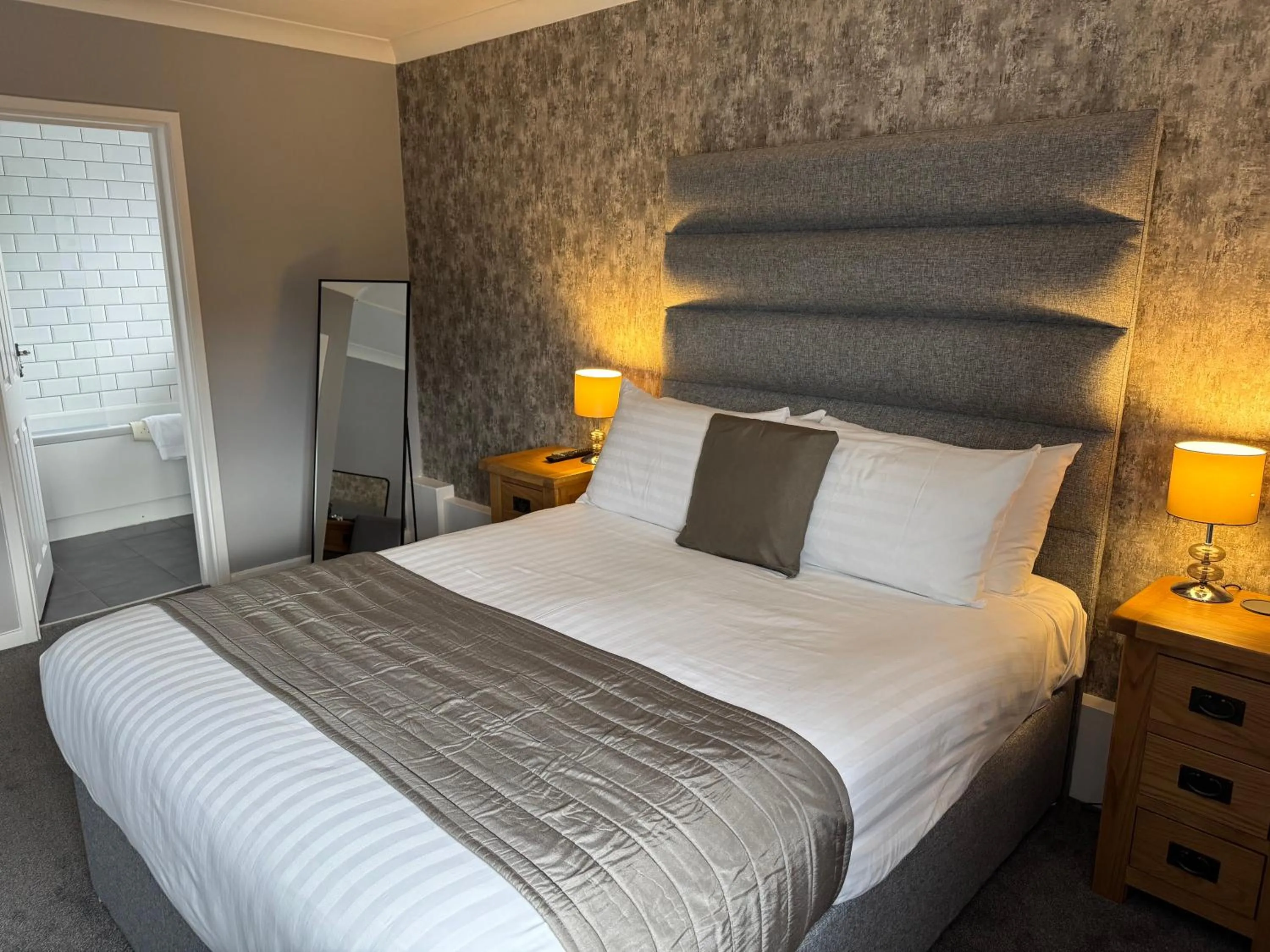 Bed in Oaklands Hotel