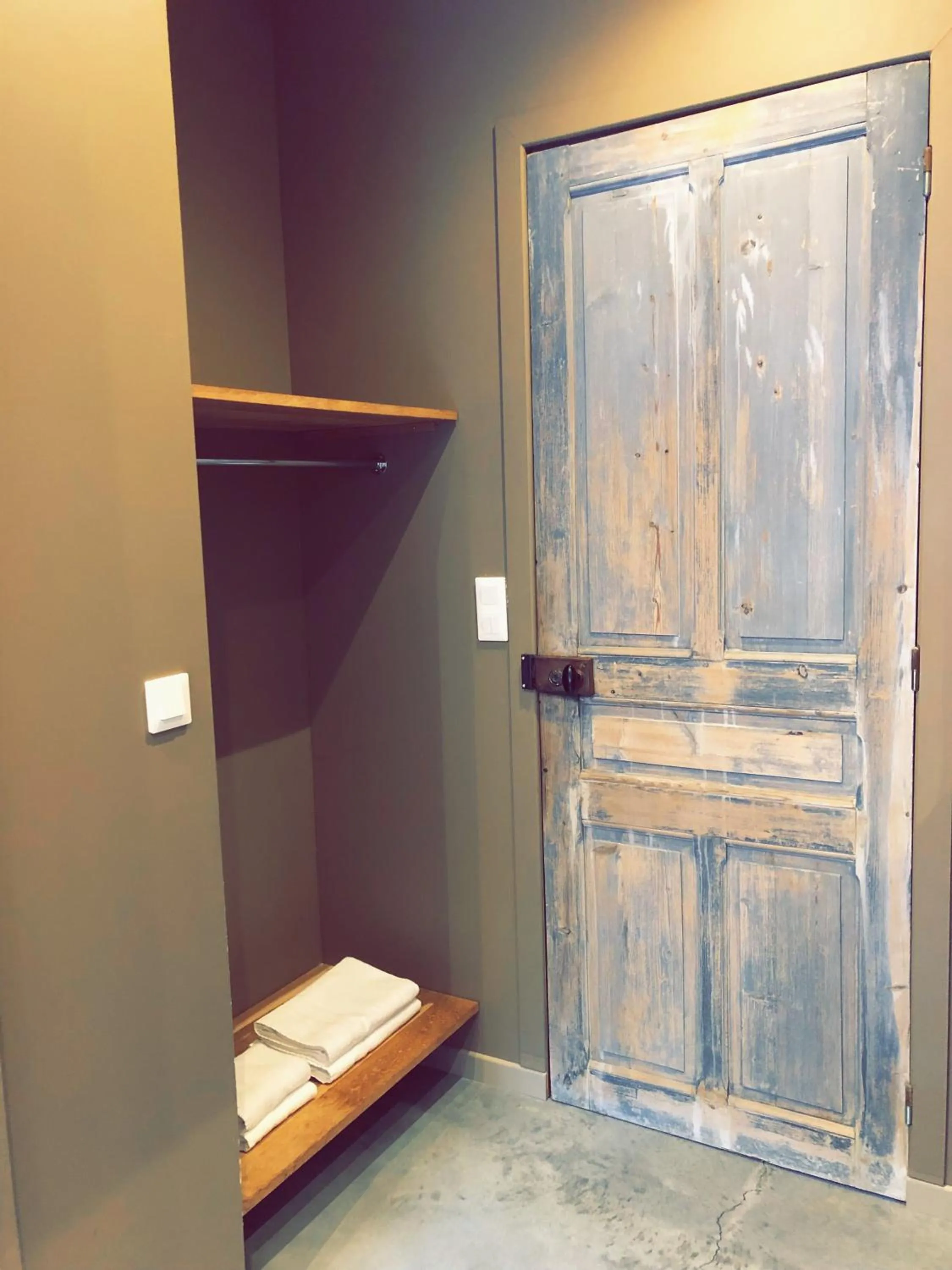 Bedroom in Nuit en Ville Lille La Madeleine