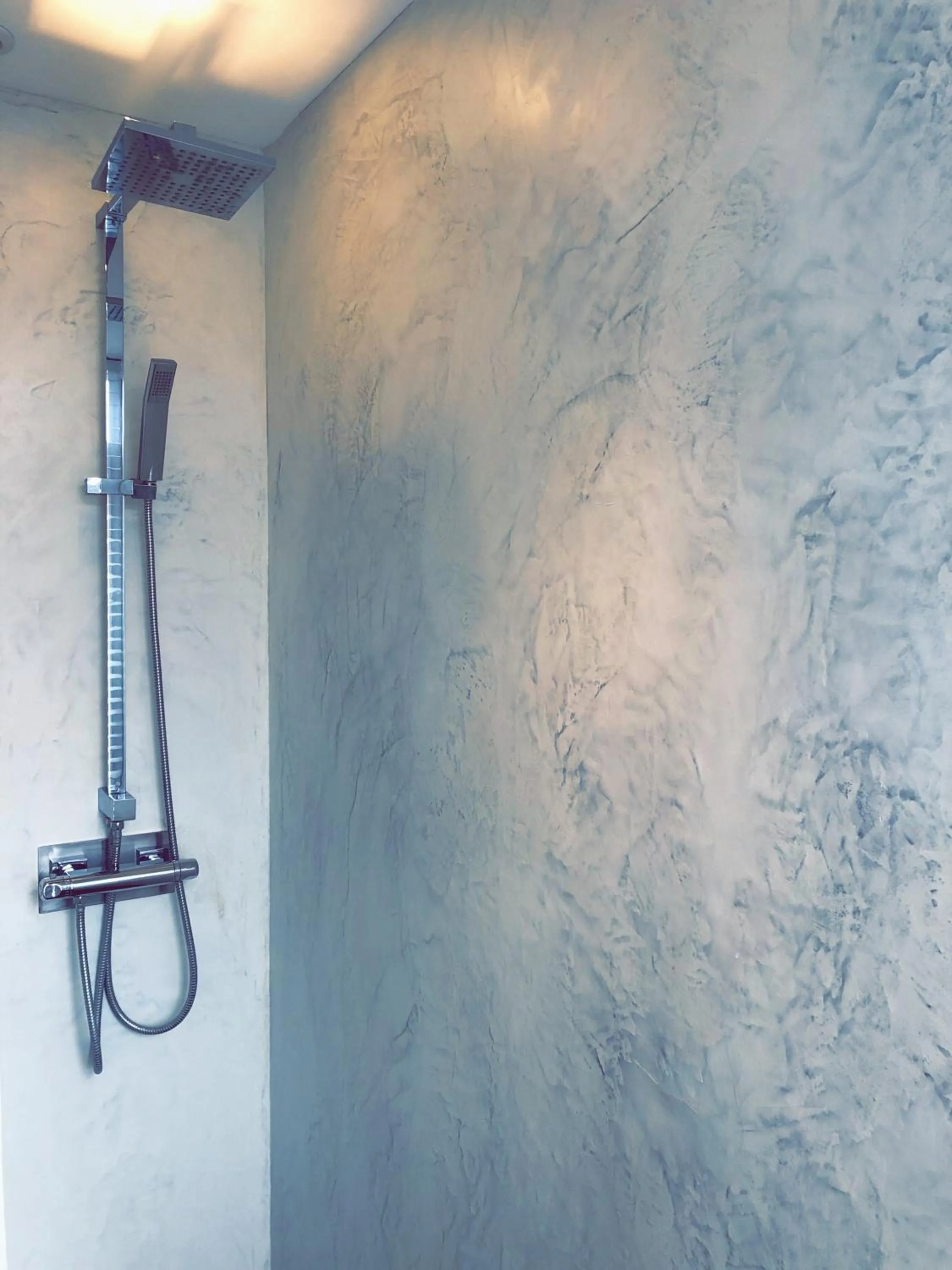 Bathroom in Nuit en Ville Lille La Madeleine