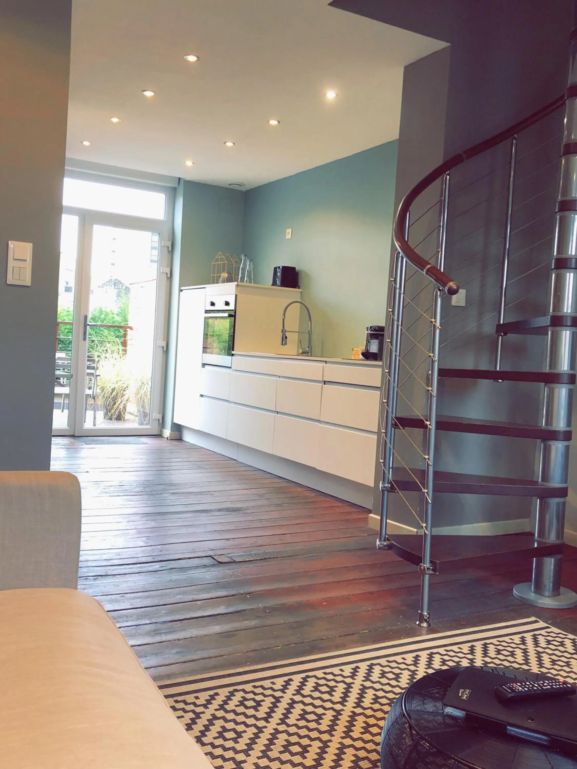 Kitchen or kitchenette in Nuit en Ville Lille La Madeleine