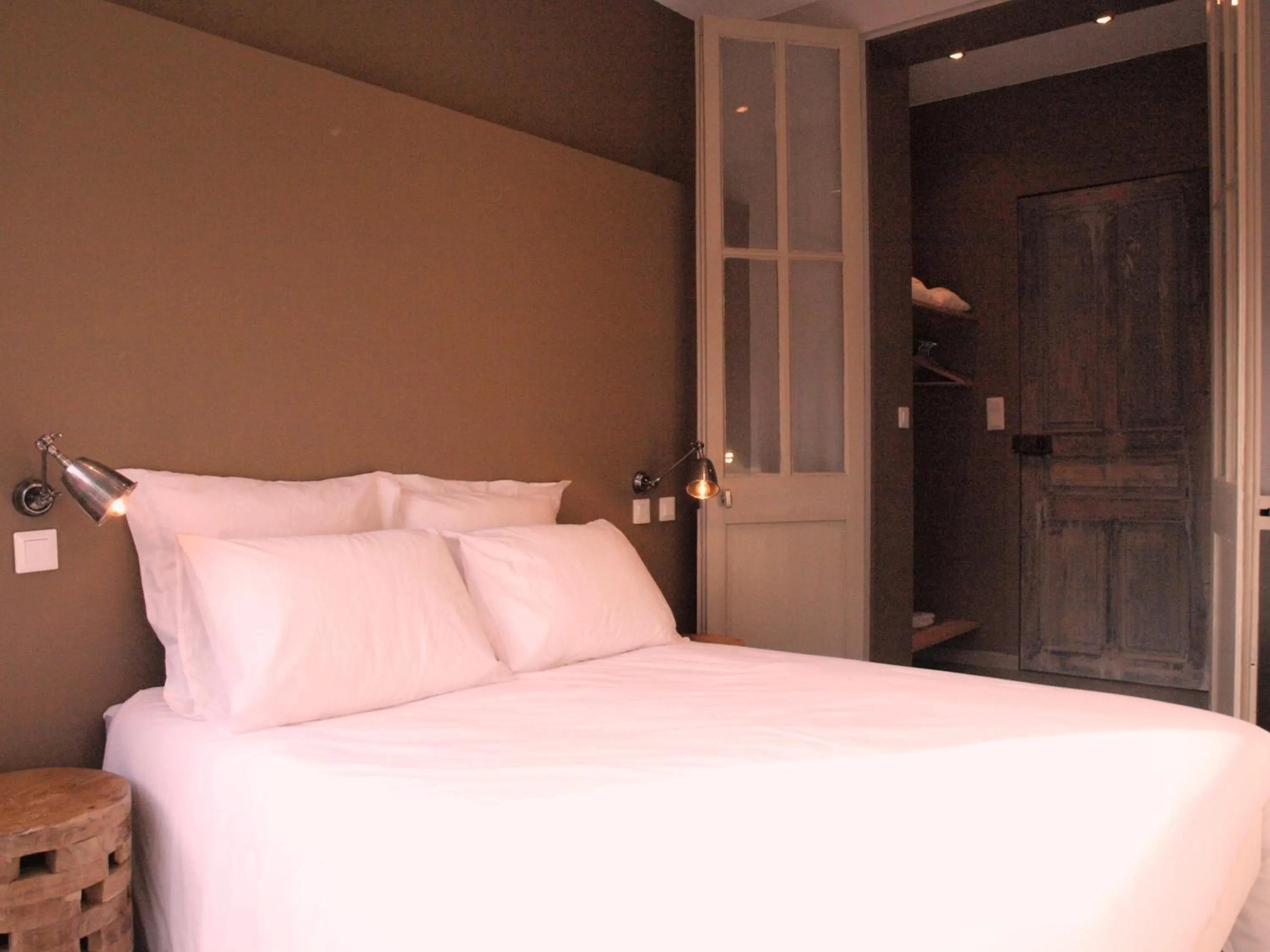 Bedroom in Nuit en Ville Lille La Madeleine