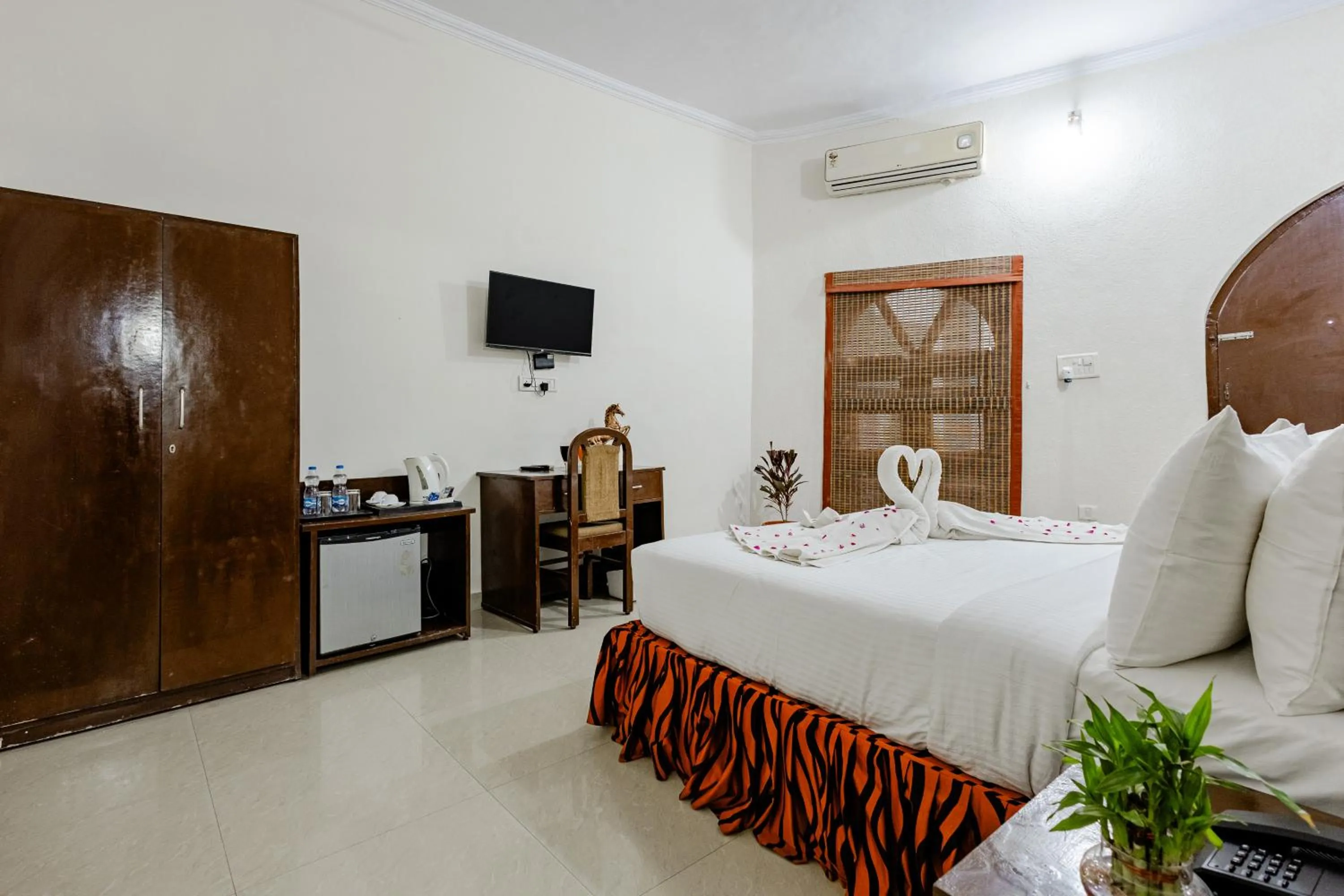 Bed in Ranthambore Resort