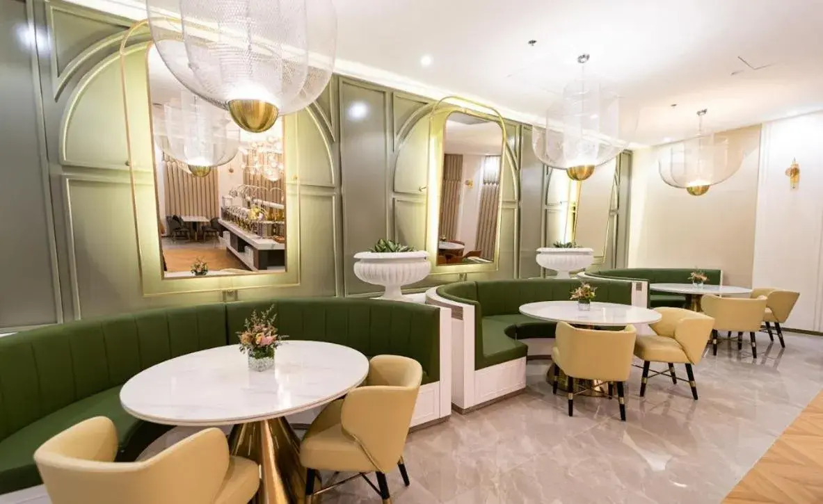 Restaurant/places to eat in Uma Hotel and Residences Restaurant/places to eat in Uma Hotel and Residences