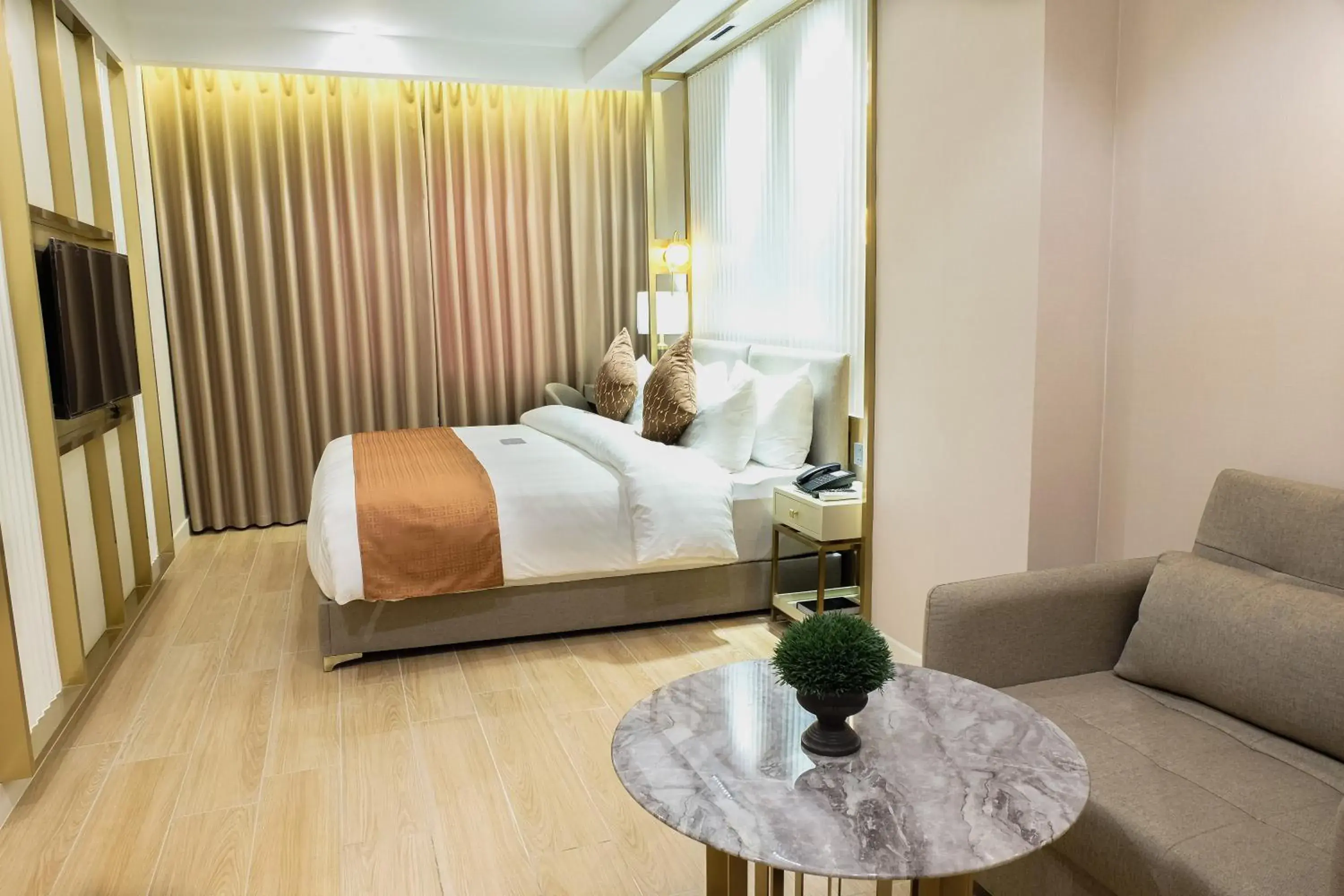 Bedroom, Bed in Uma Hotel and Residences Bedroom, Bed in Uma Hotel and Residences