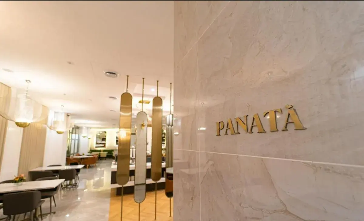 Restaurant/places to eat in Uma Hotel and Residences Restaurant/places to eat in Uma Hotel and Residences