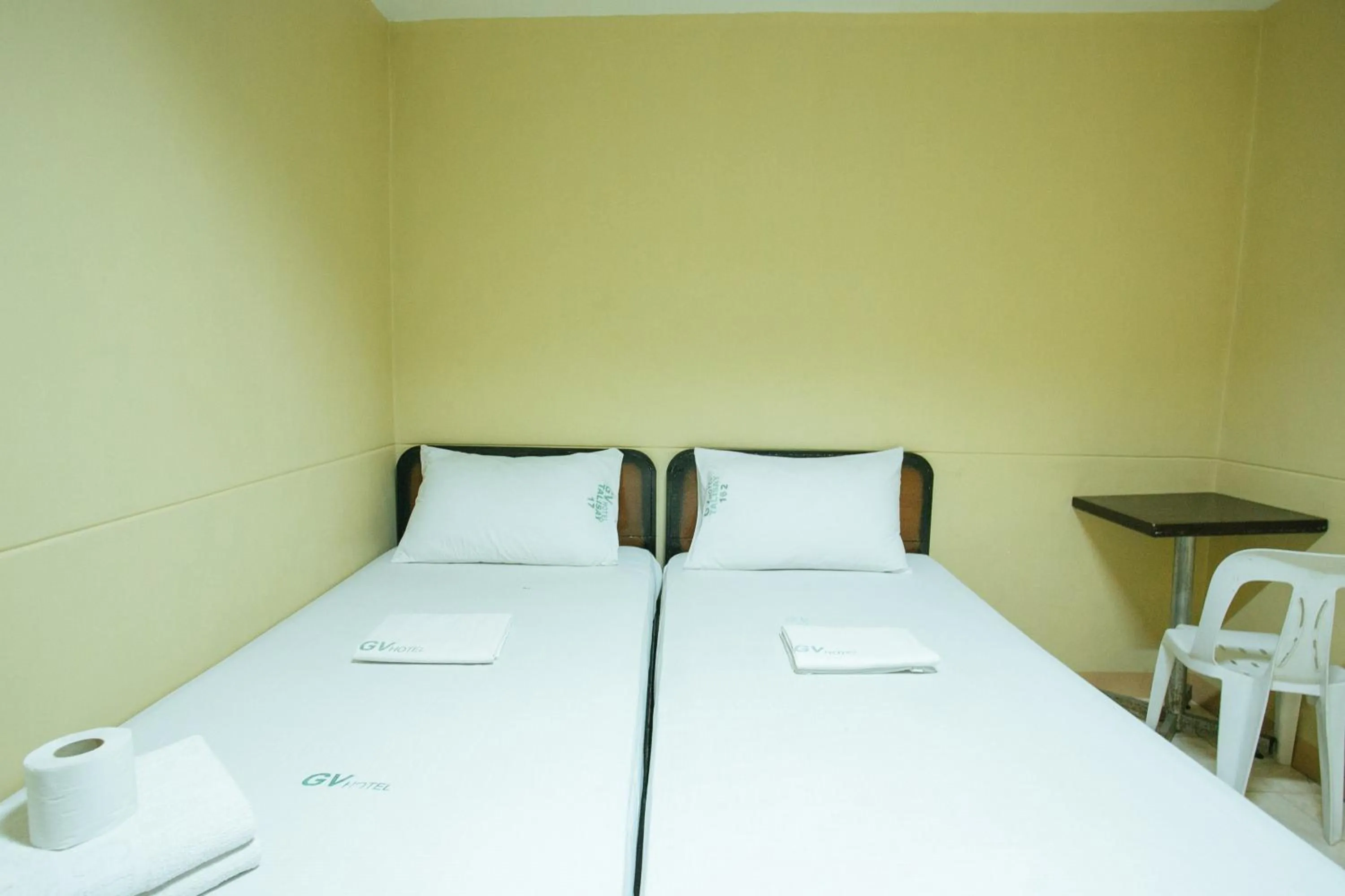 Bed in GV Hotel - Talisay City