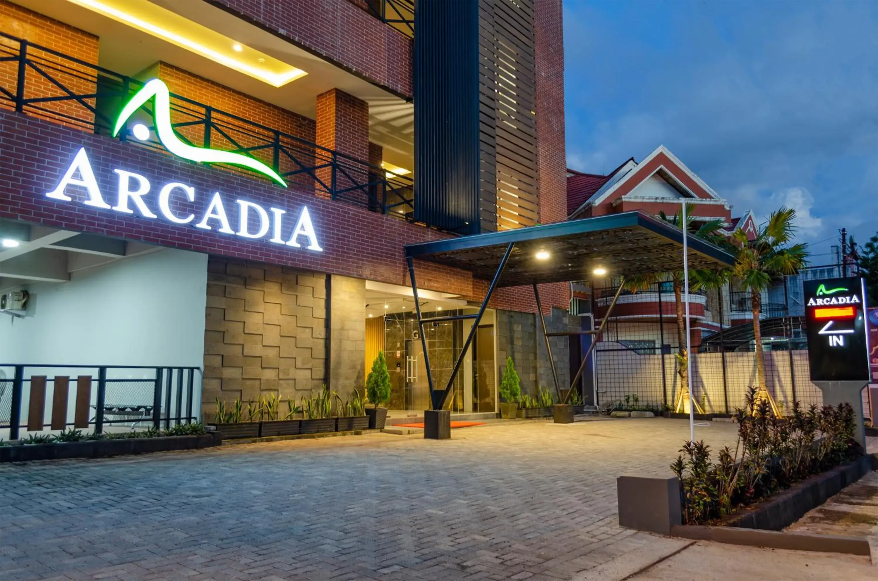 Property building in Arcadia Hotel Manado Property building in Arcadia Hotel Manado