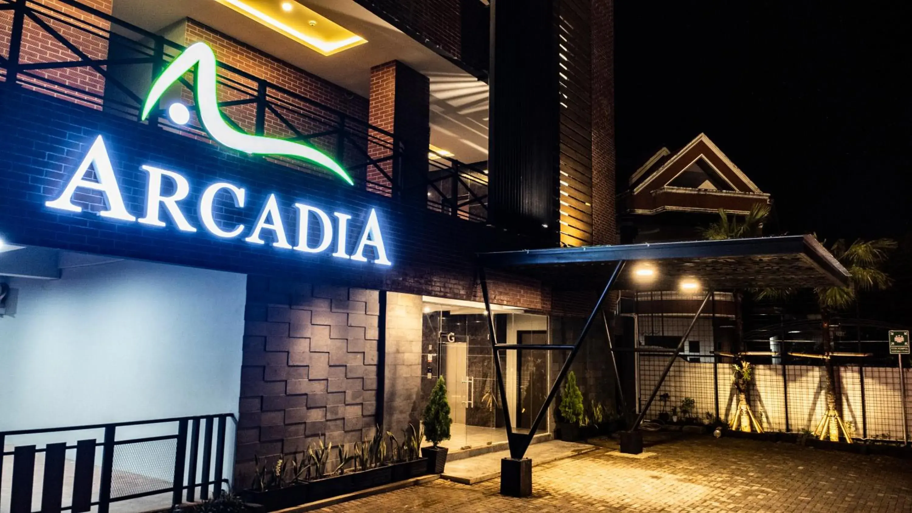 Property building in Arcadia Hotel Manado Property building in Arcadia Hotel Manado
