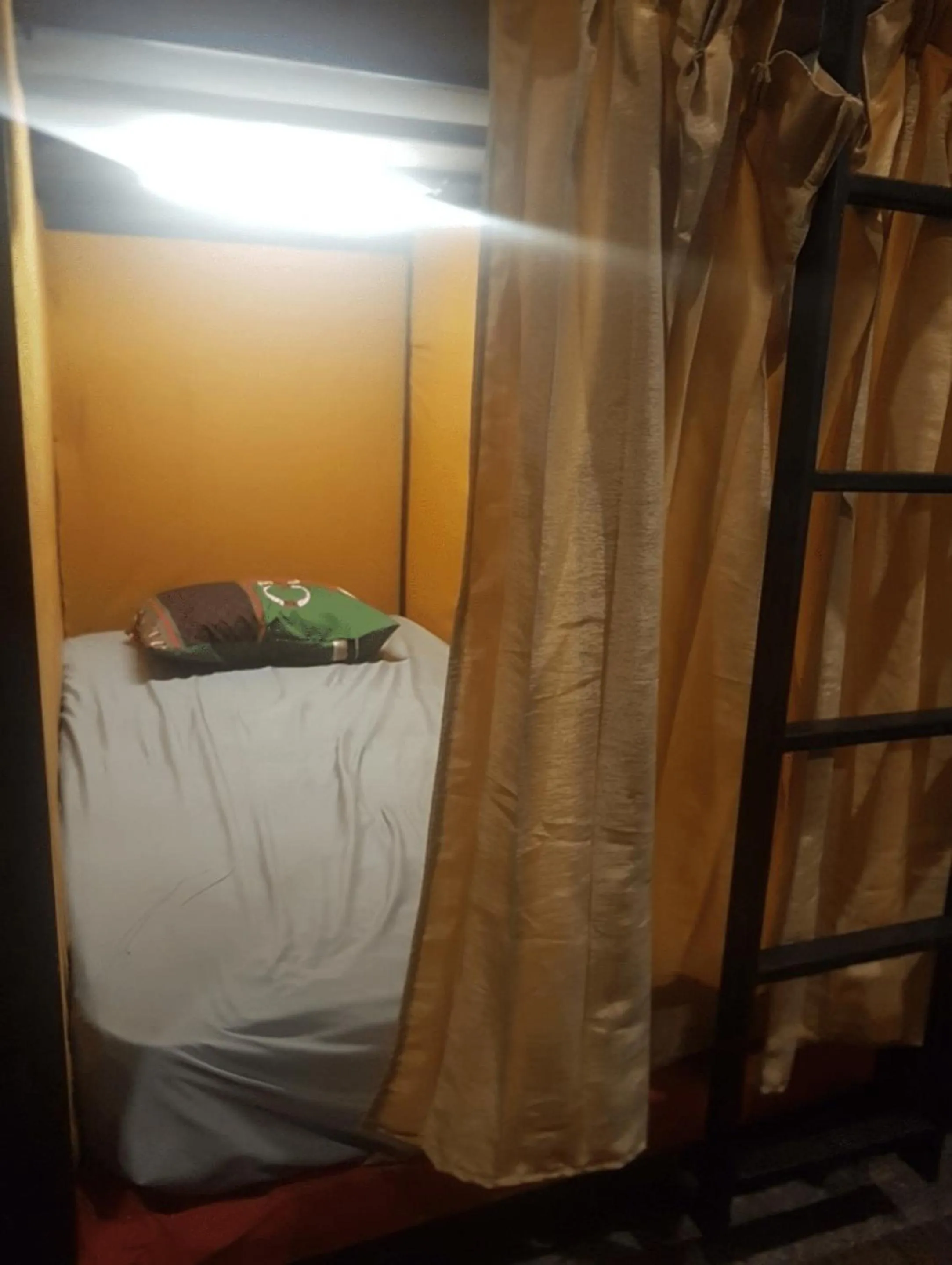 Bed in Rubikz Hostel & Cafe