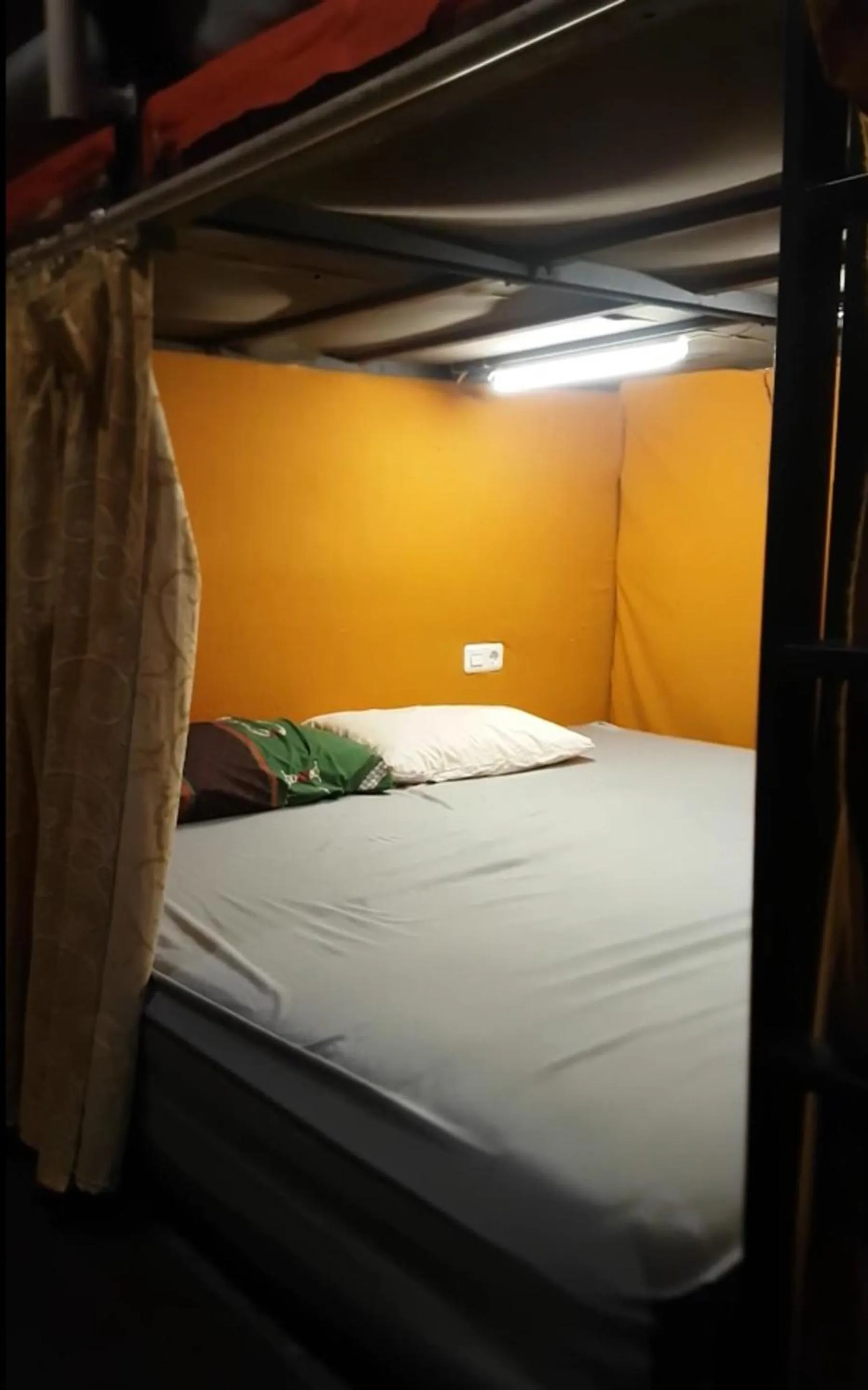 Bed in Rubikz Hostel & Cafe