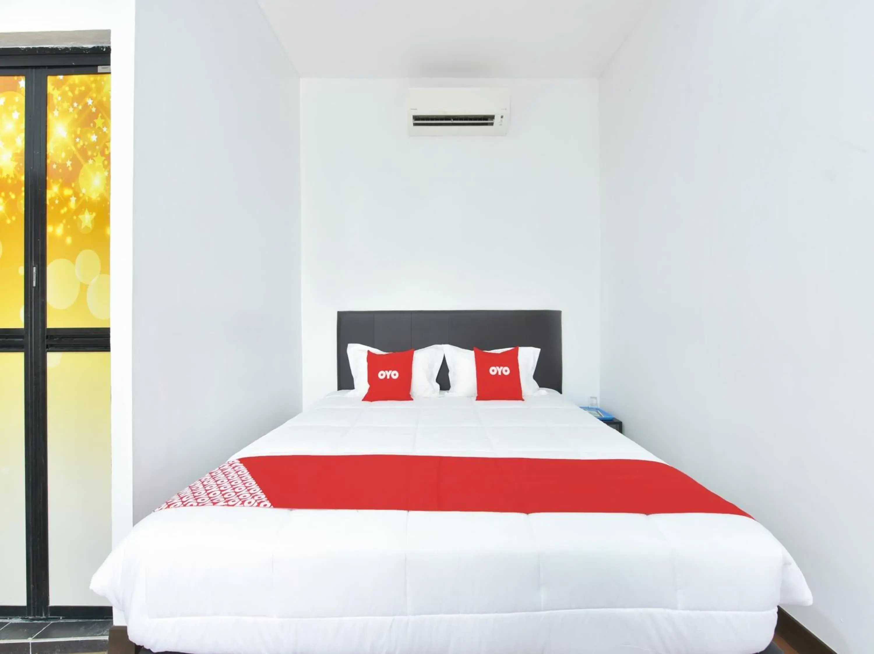 Bedroom, Bed in Hotel O Madeena Inn Bedroom, Bed in Hotel O Madeena Inn