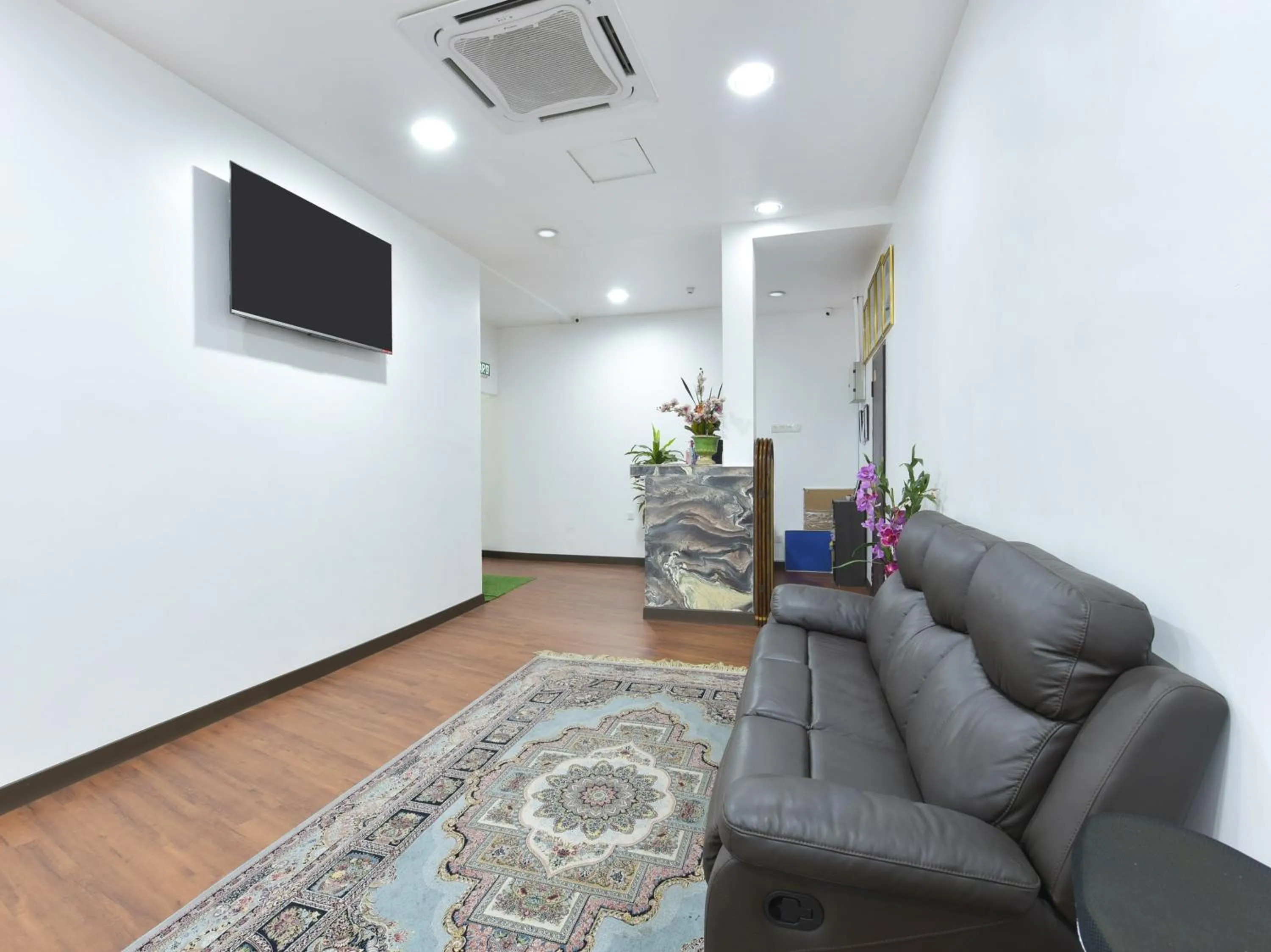 Lobby or reception in Hotel O Madeena Inn