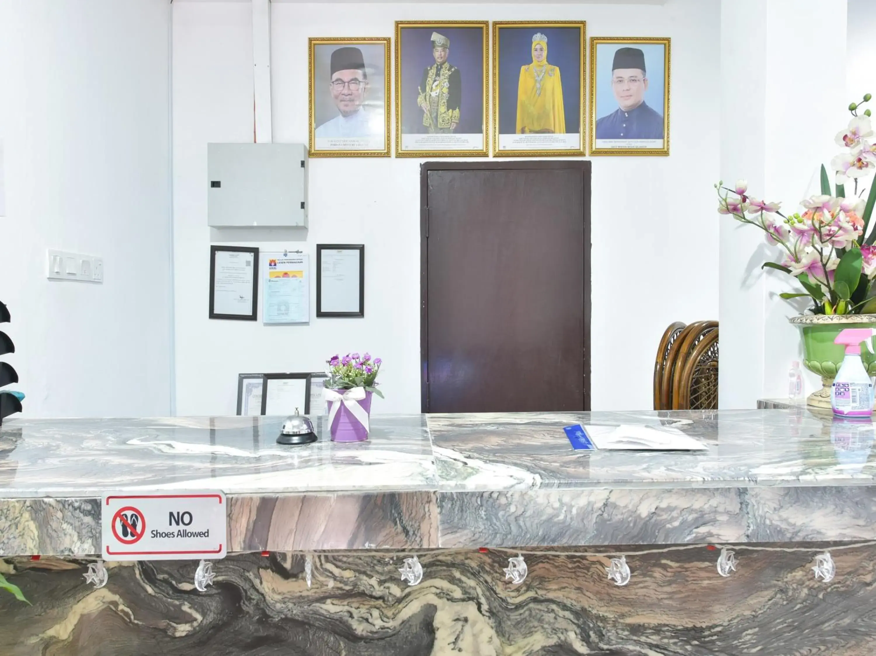 Lobby or reception in Hotel O Madeena Inn Lobby or reception in Hotel O Madeena Inn