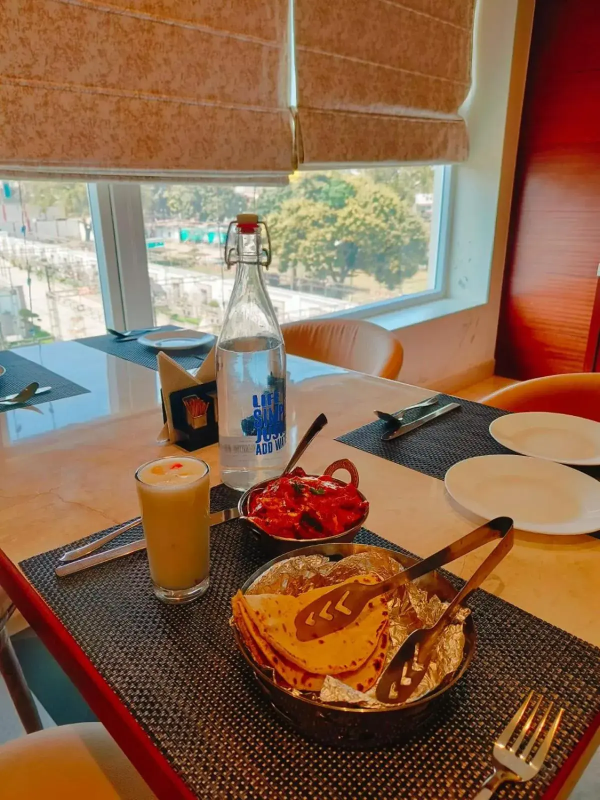 Food and drinks in Four Leaf Hotel - AKOSHA Food and drinks in Four Leaf Hotel - AKOSHA