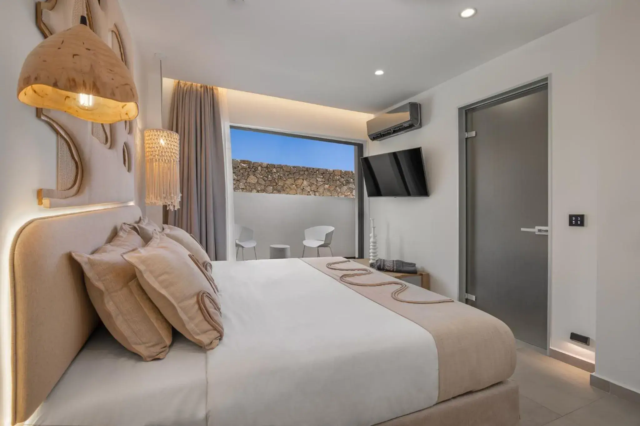 Deluxe Double Room with Direct Pool Access in Cabana White Boutique Hotel Deluxe Double Room with Direct Pool Access in Cabana White Boutique Hotel