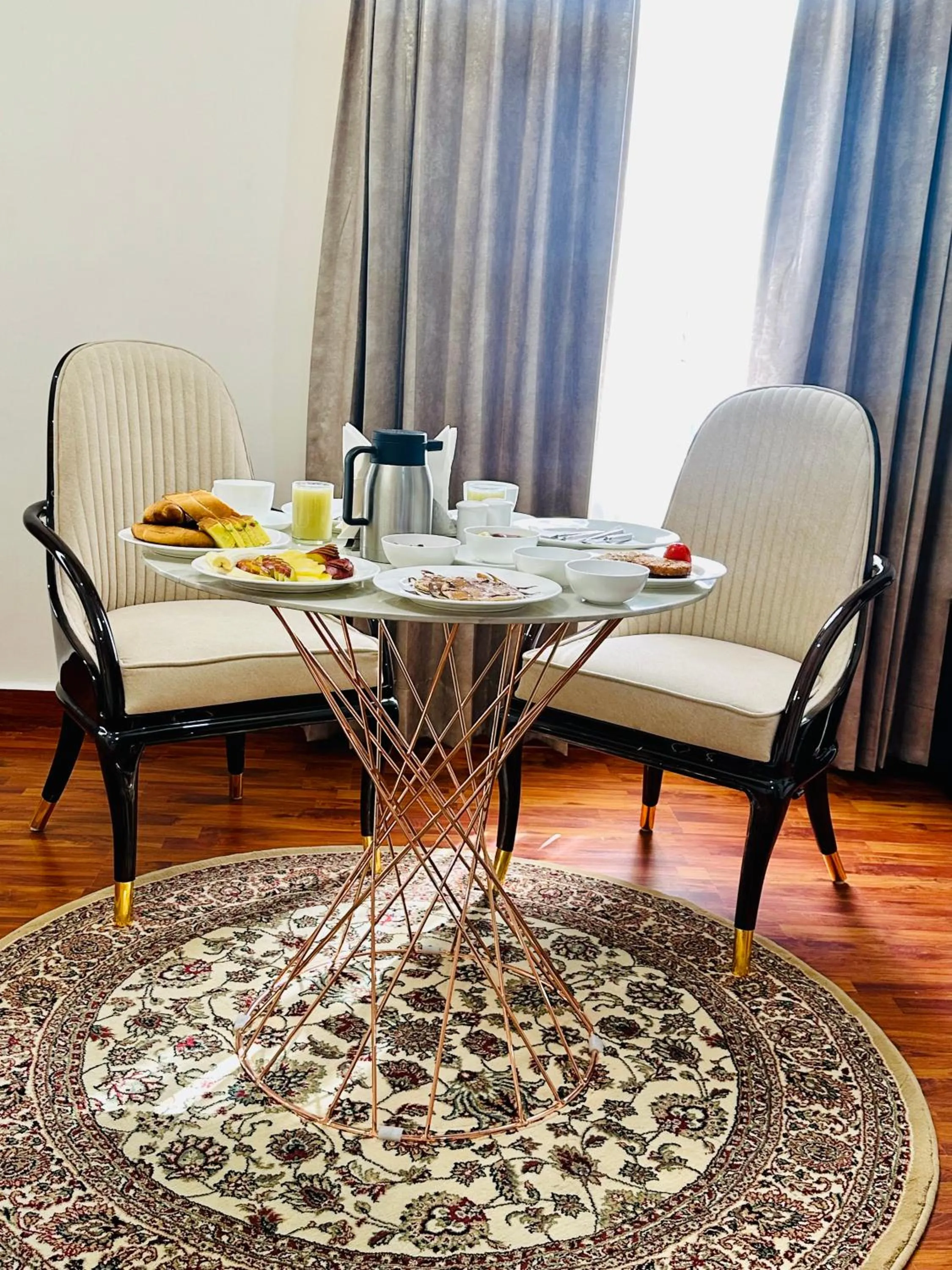 Dining area in Hotel Amayra