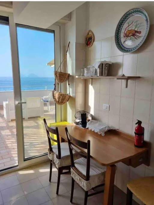 Apartment - single occupancy in Attico una finestra sulle Isole Eolie