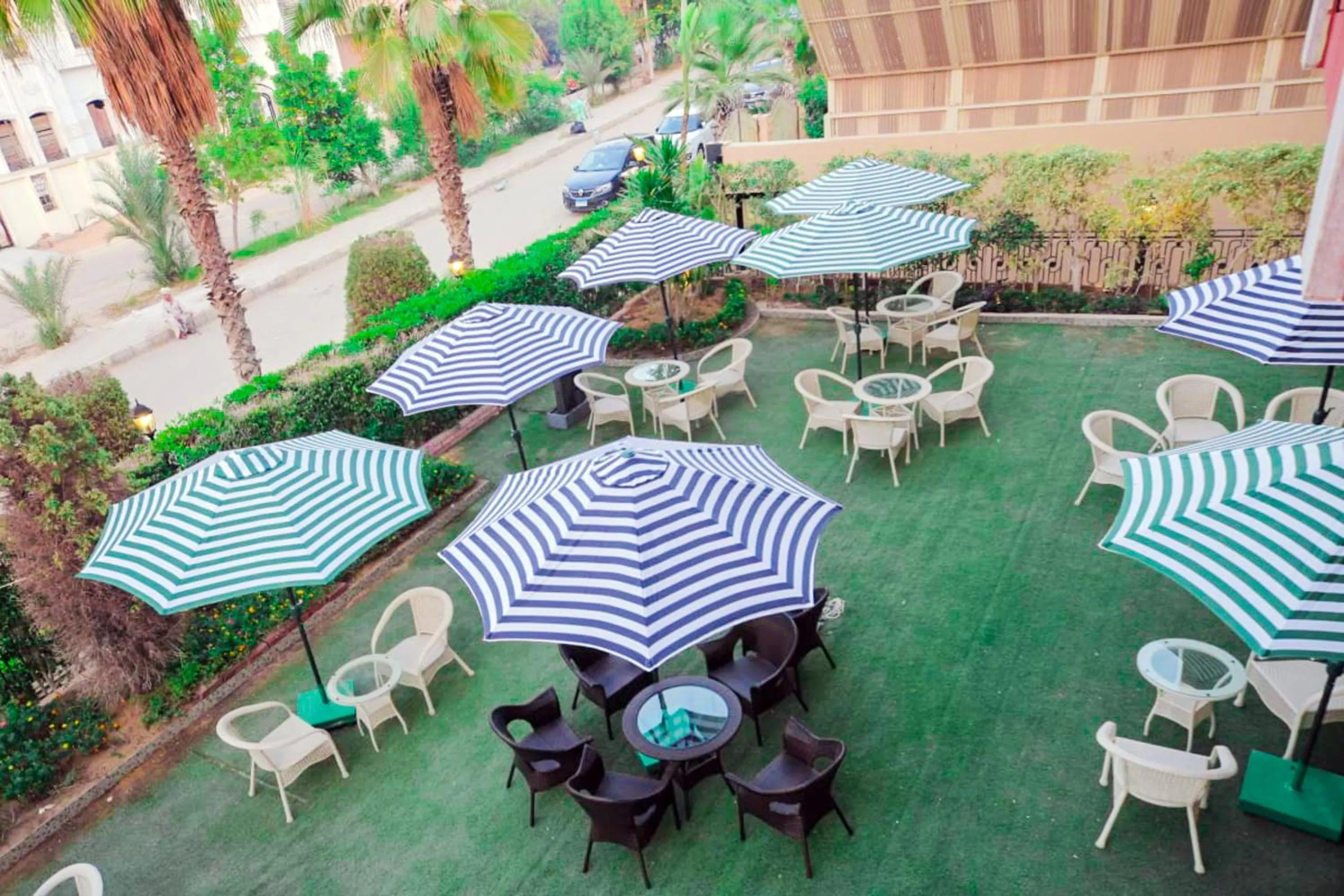 Garden in The Villa 604 Powered by look