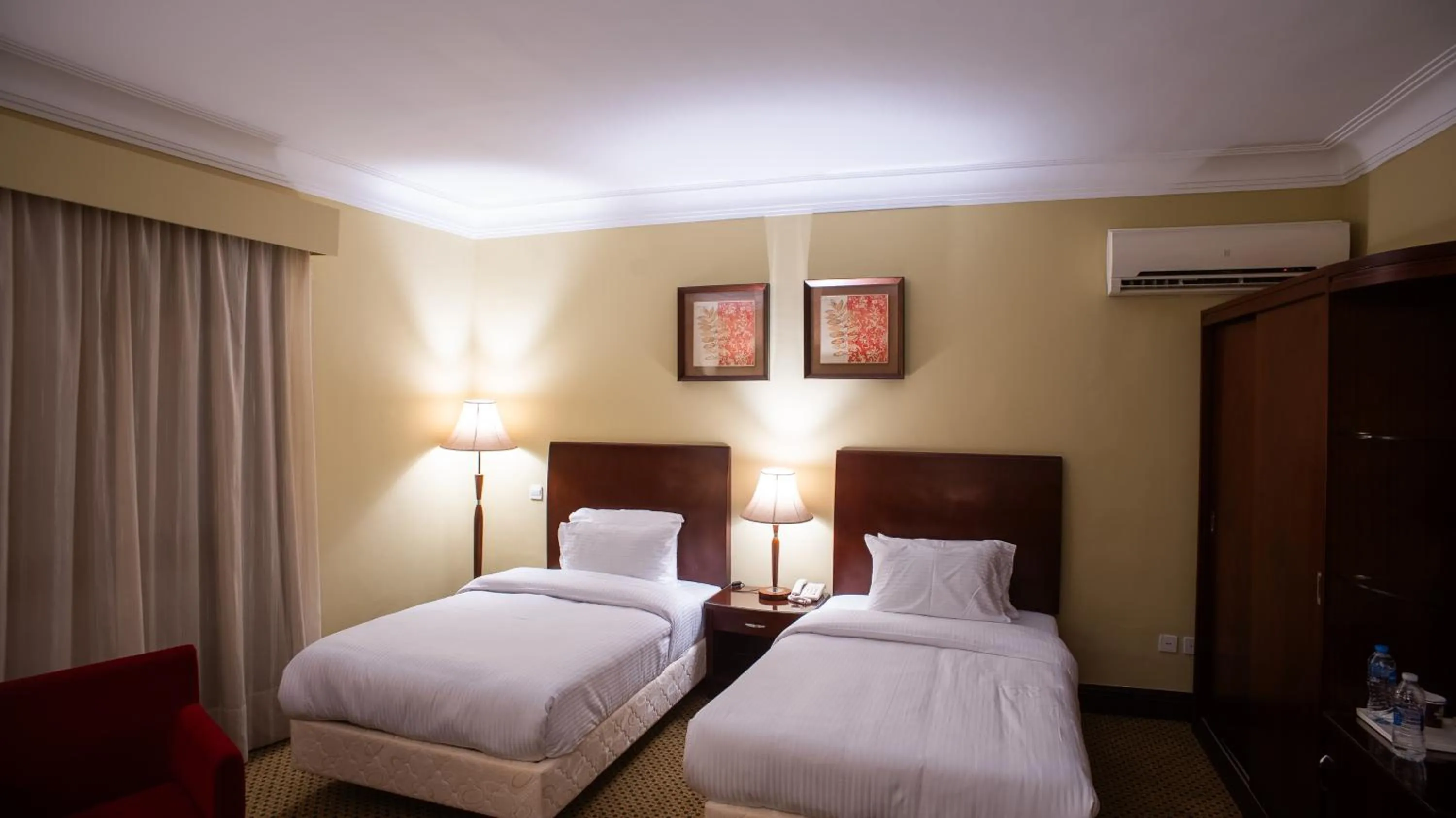 Bedroom, Bed in The Villa 604 Powered by look