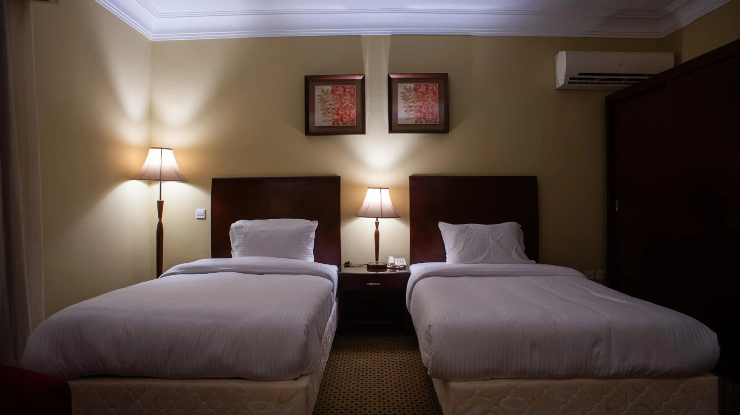 Bed in The Villa 604 Powered by look