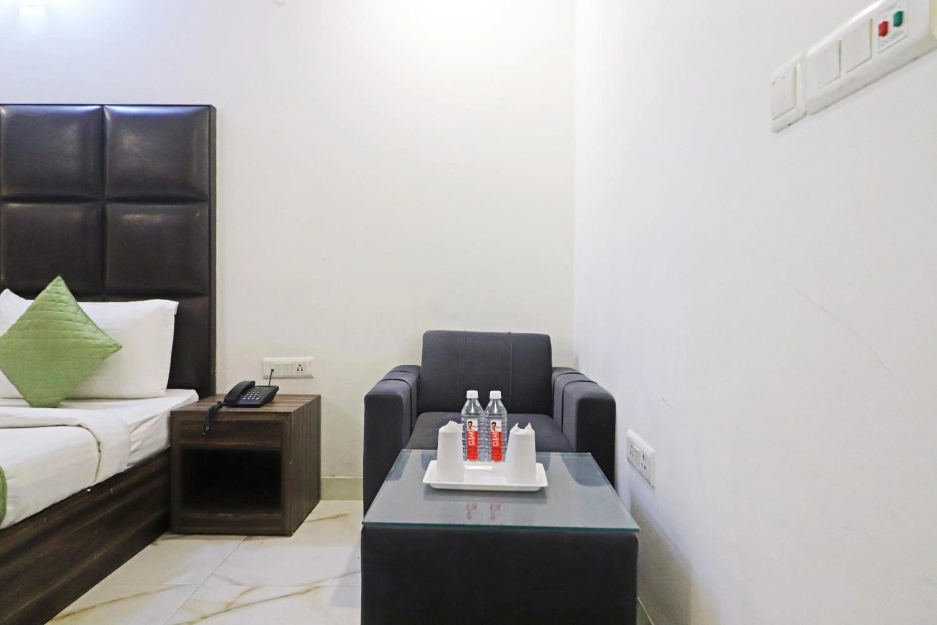 Seating area in Hotel Mayda Prime Near Delhi Airport