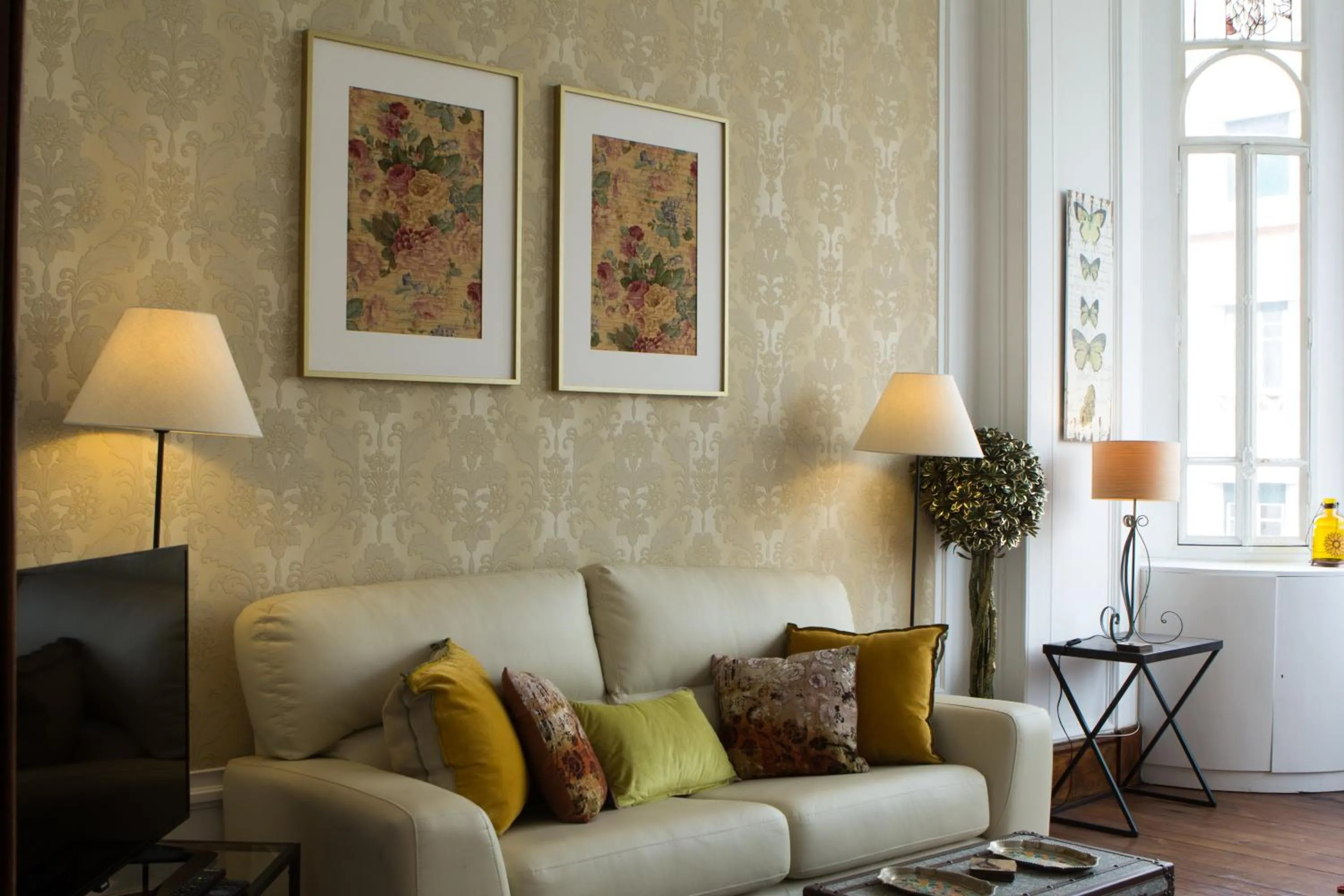 Localtraveling Downtown - Family Apartments
