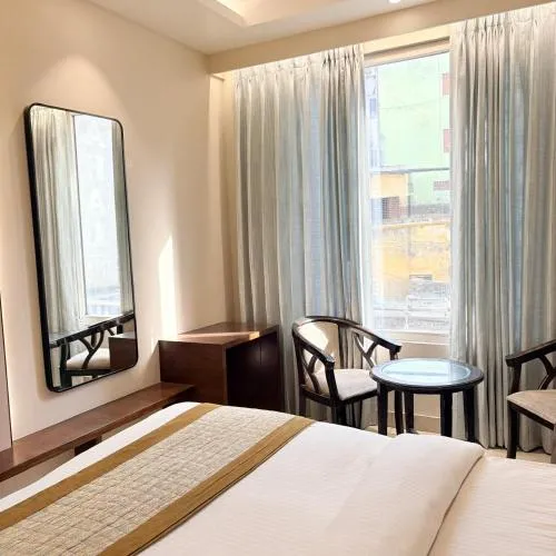 Hotel Raj Mahal Inn Near New Delhi Railway Station