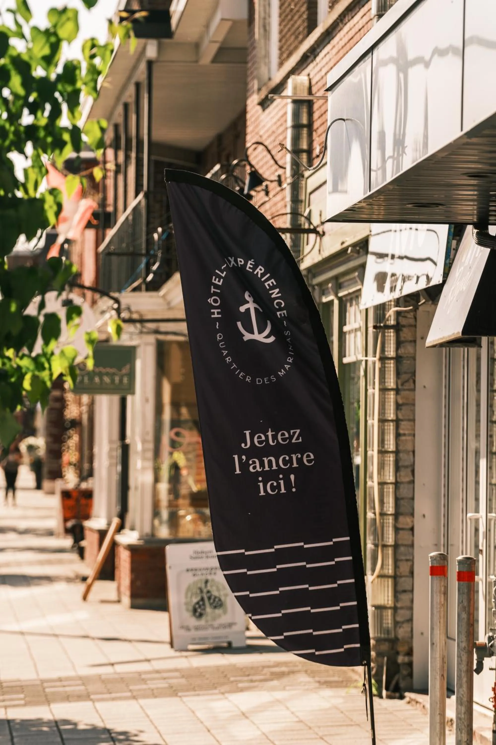 Property logo or sign in Hôtel Expérience - Quartier Des Marinas