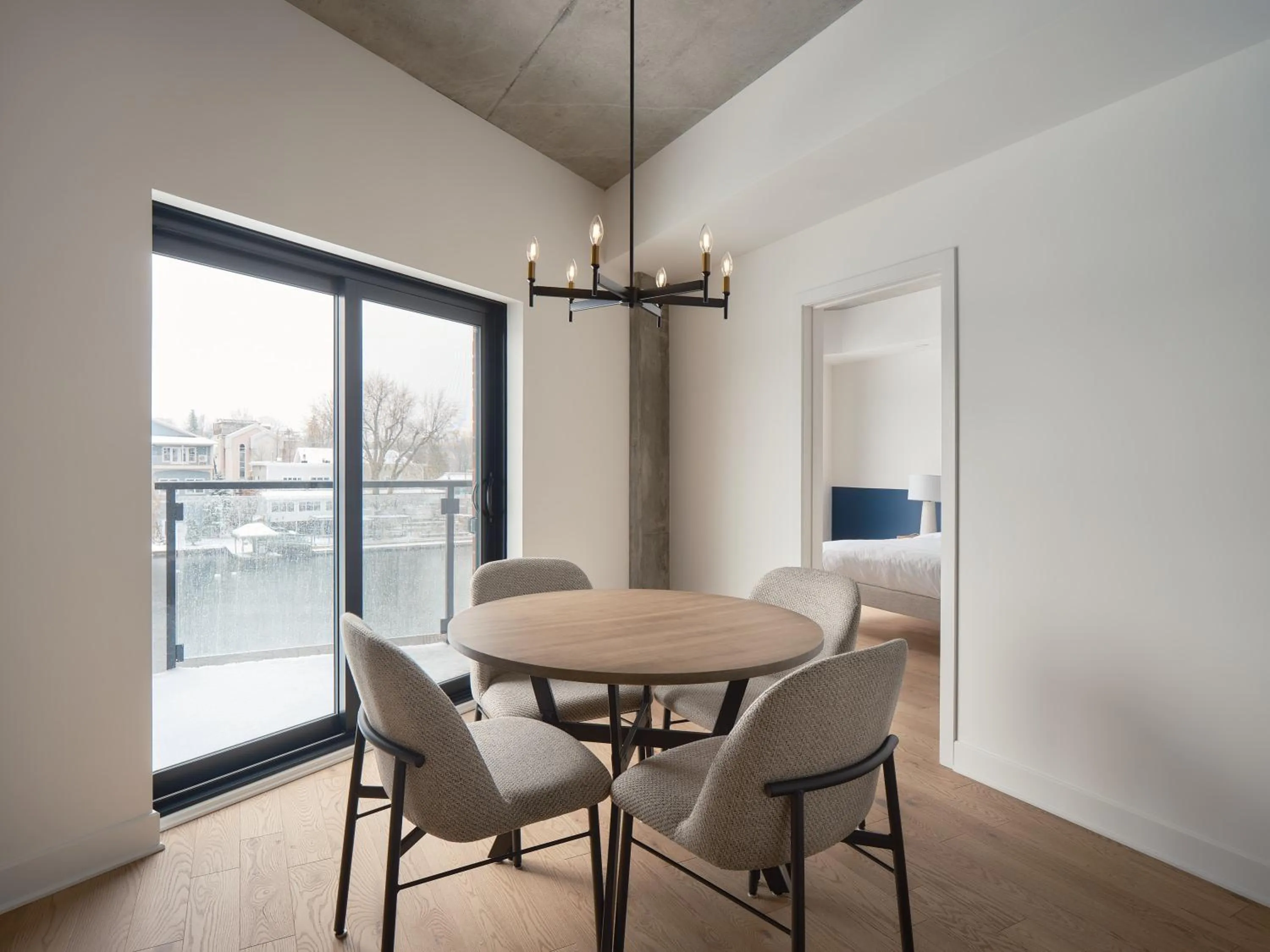 Dining area in Hôtel Expérience - Quartier Des Marinas