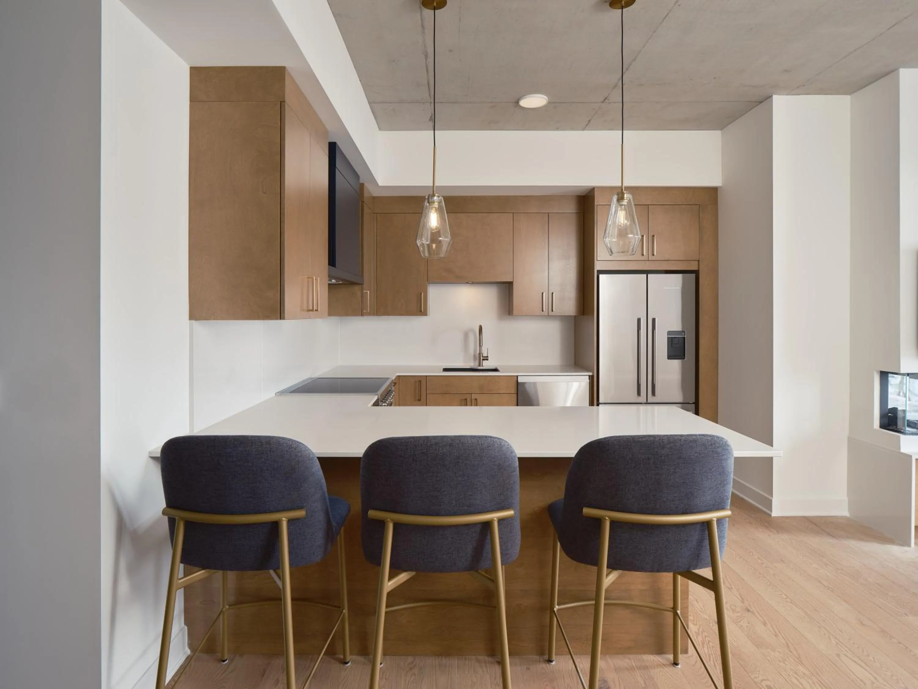 Kitchen or kitchenette in Hôtel Expérience - Quartier Des Marinas