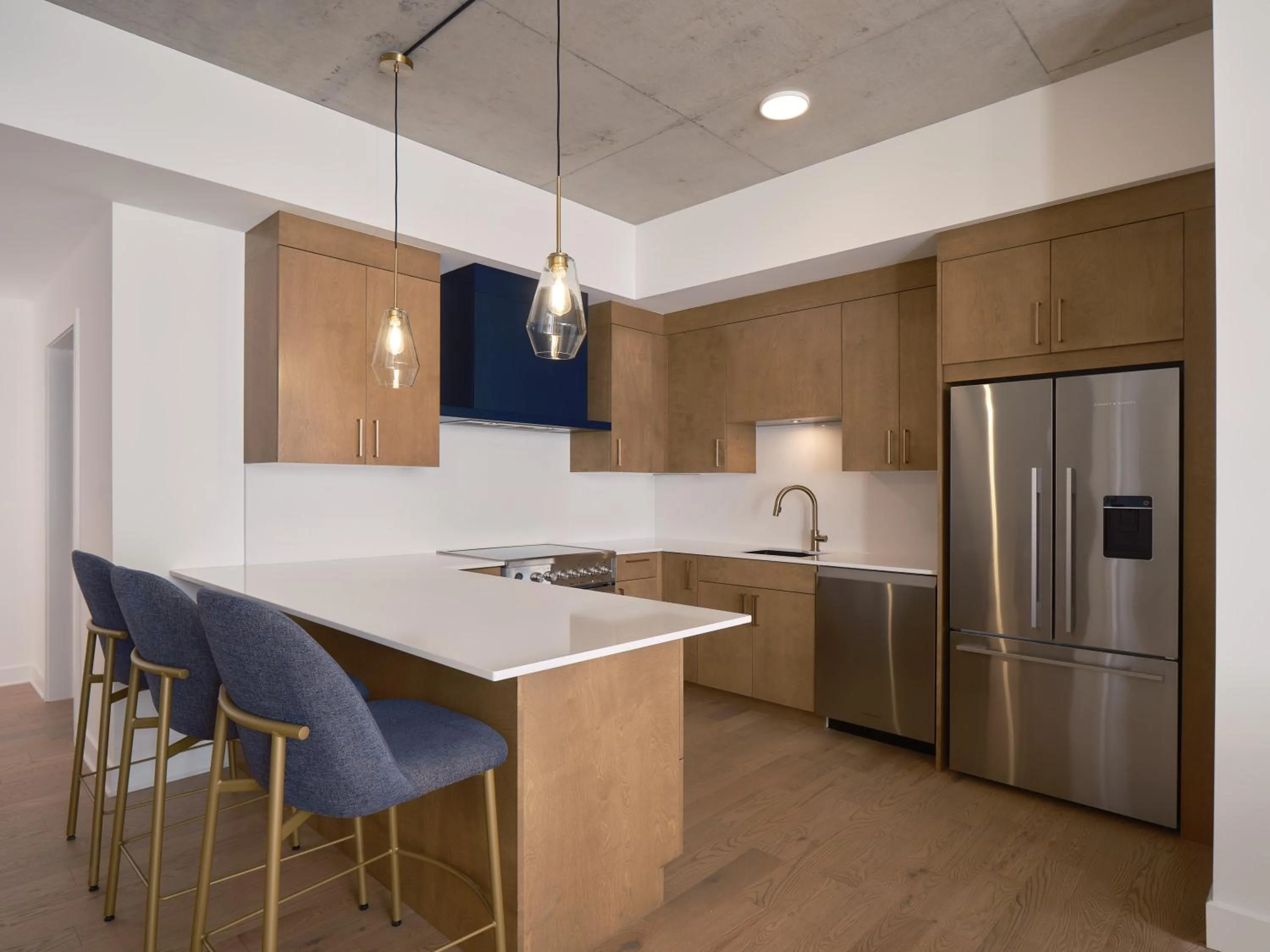 Kitchen or kitchenette in Hôtel Expérience - Quartier Des Marinas