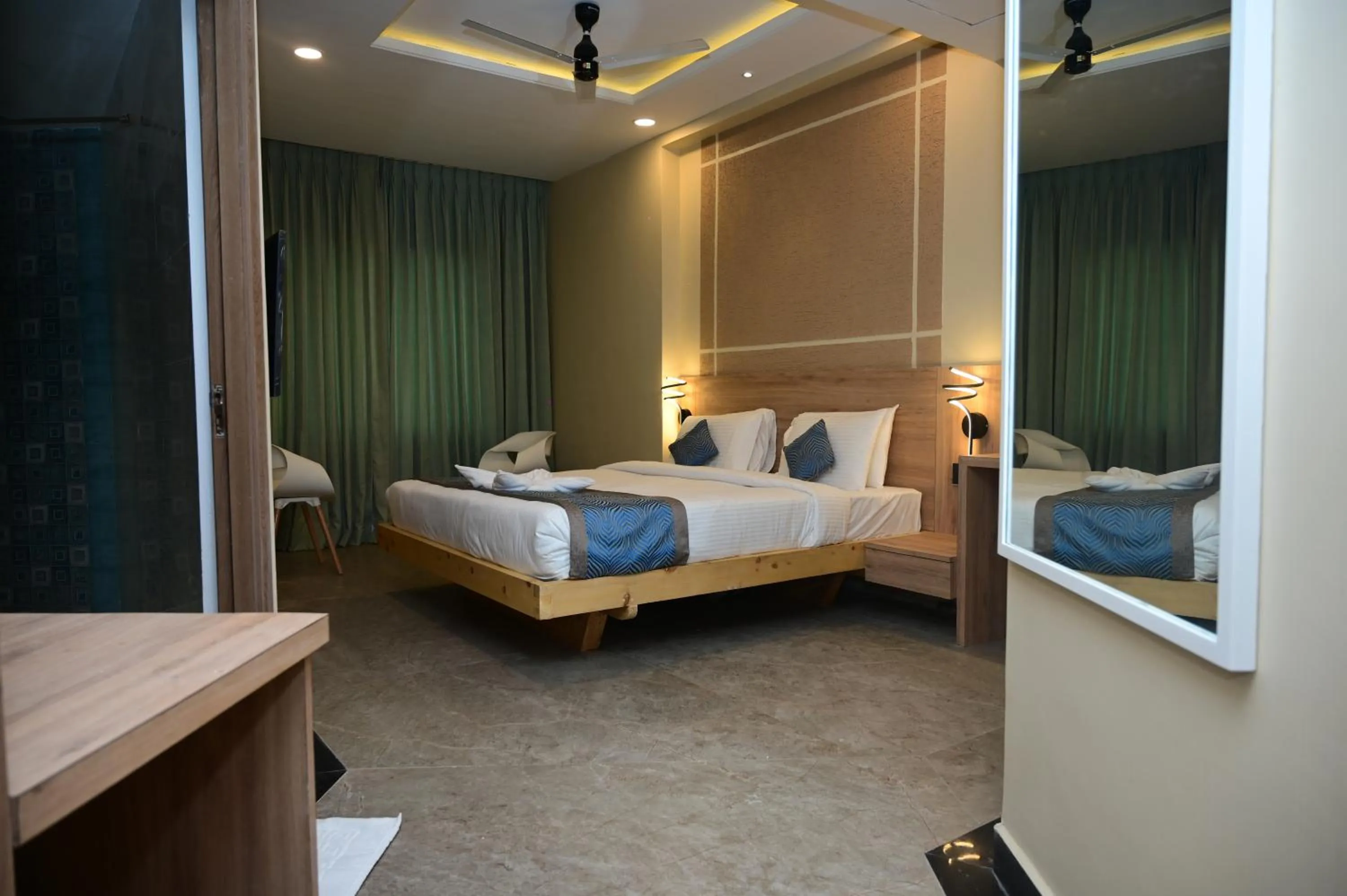 Bed in Pipul Ocean View Resort
