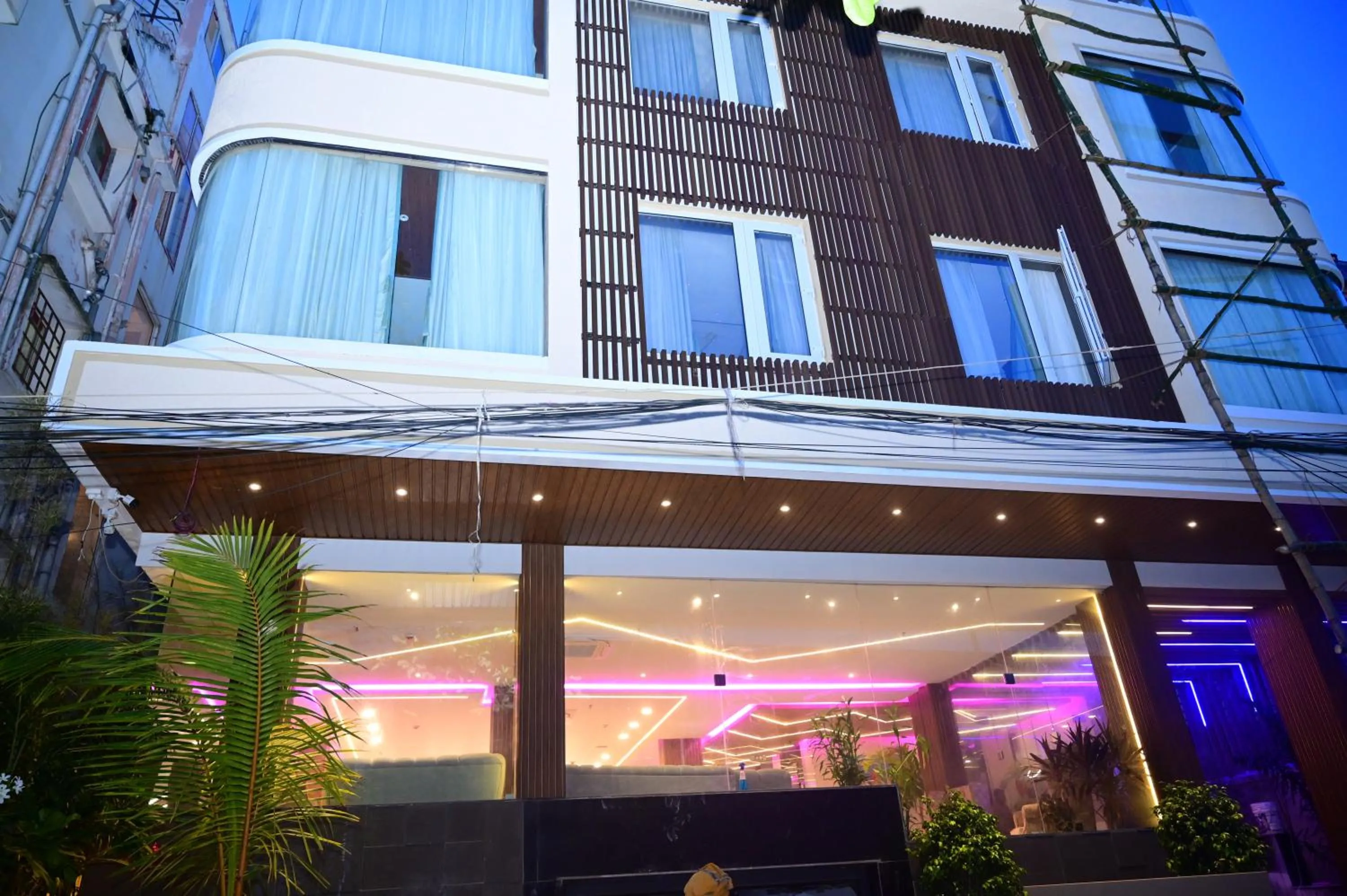 Property building in Pipul Ocean View Resort