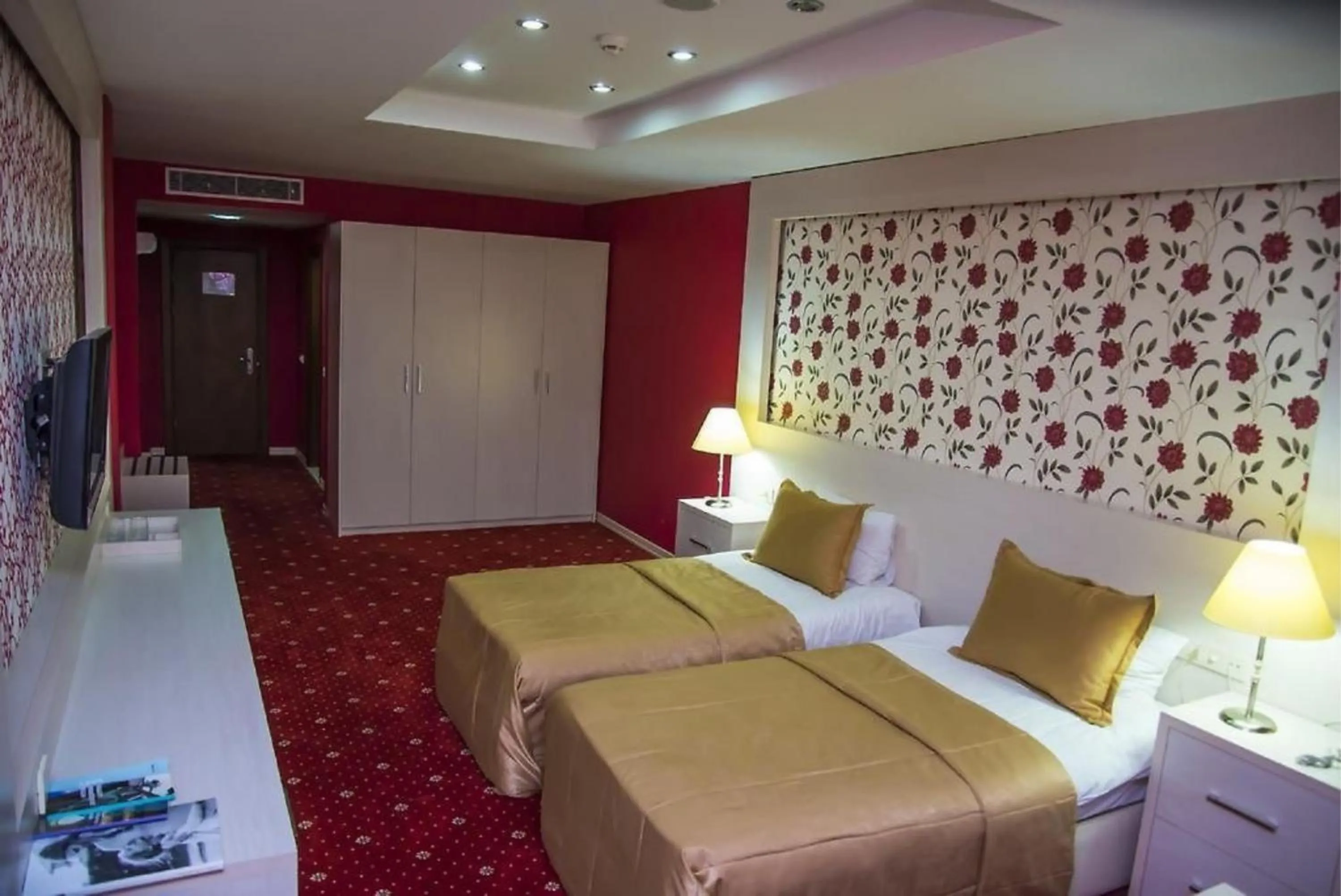Lara Hotel and Spa