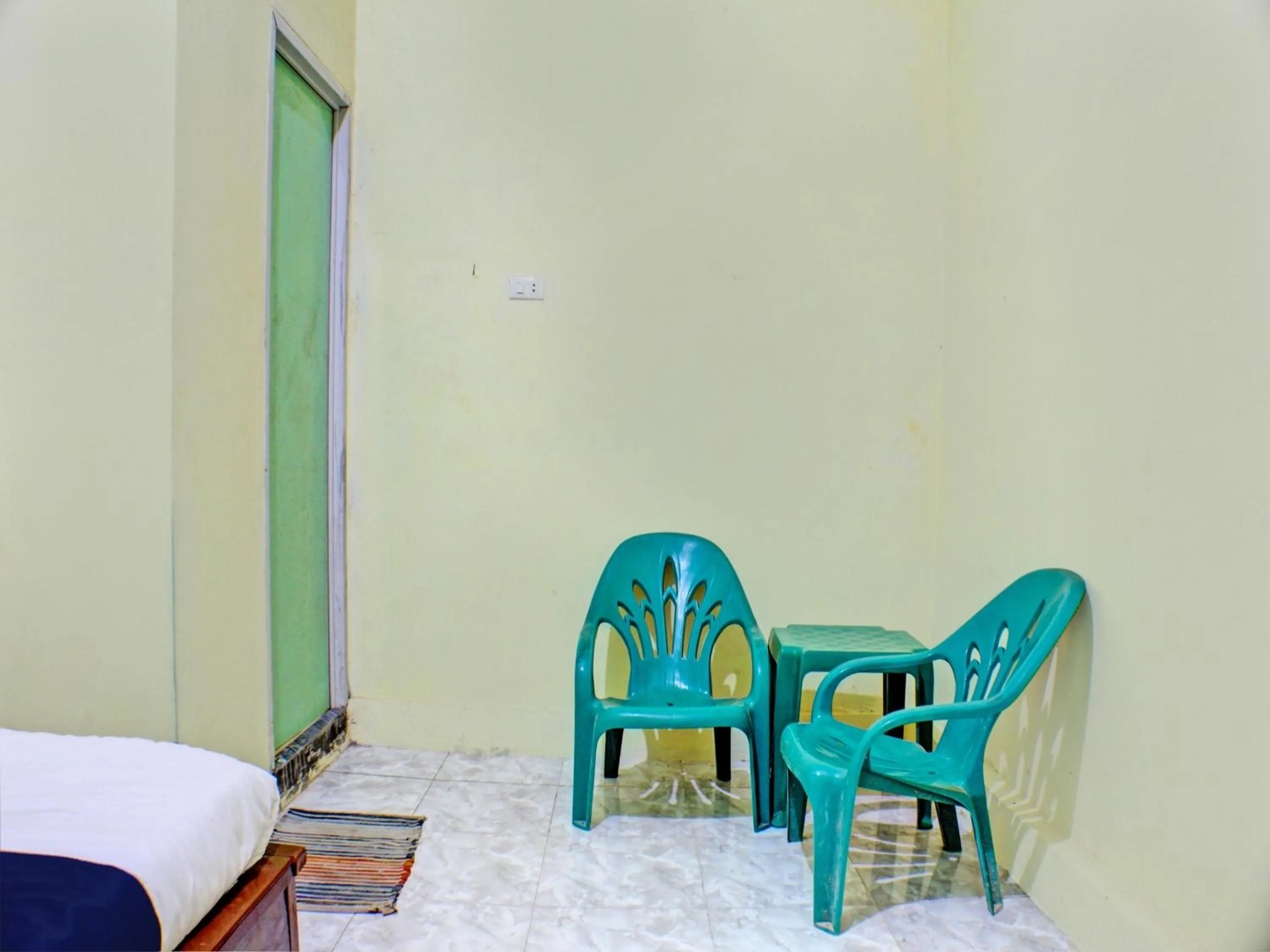 Bedroom in Hotel O Homestay Kamar Hijau Syariah