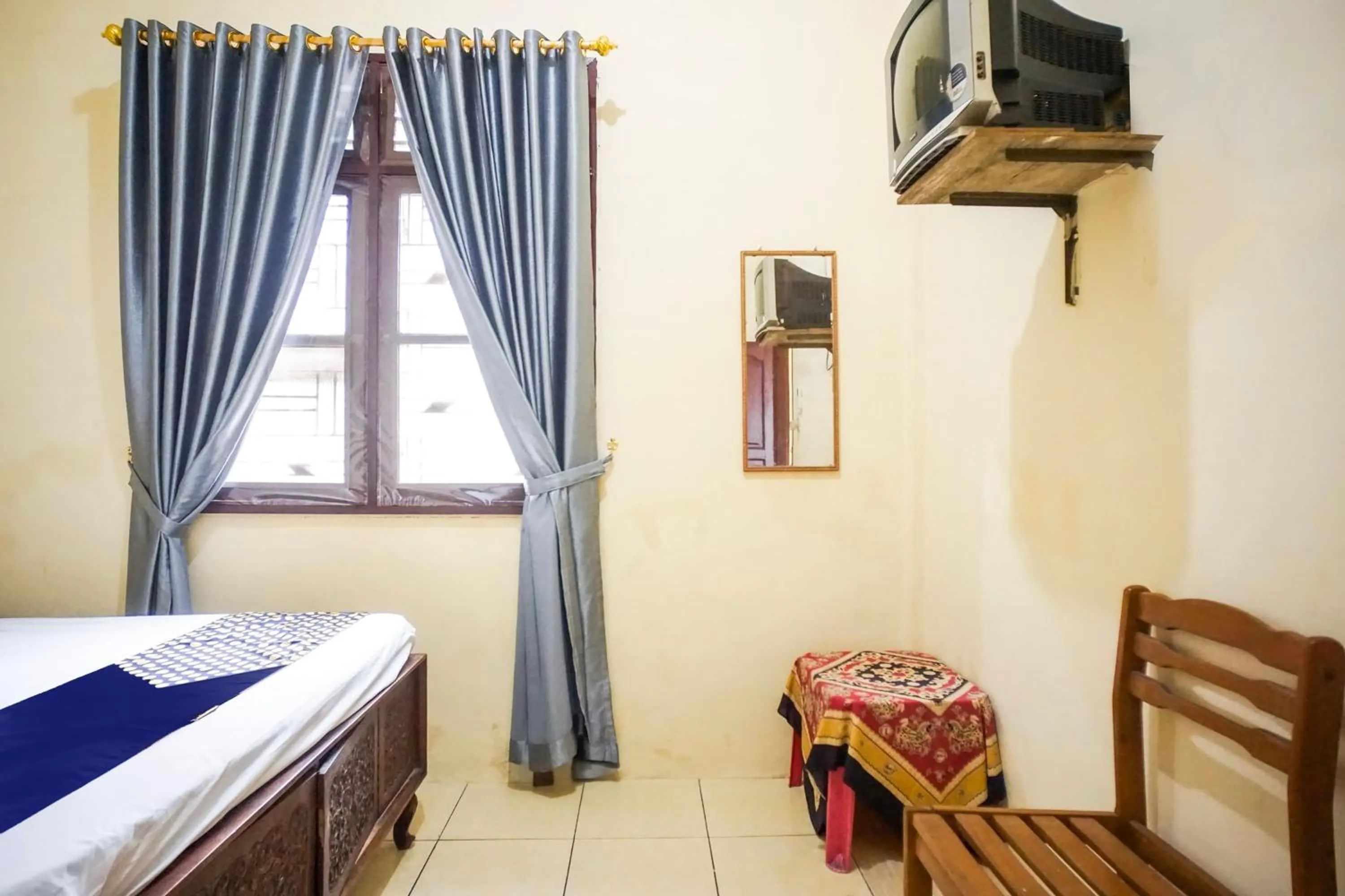 Bedroom, Bed in Hotel O Tamara Homestay SyariahNearMasjid Raya Medan